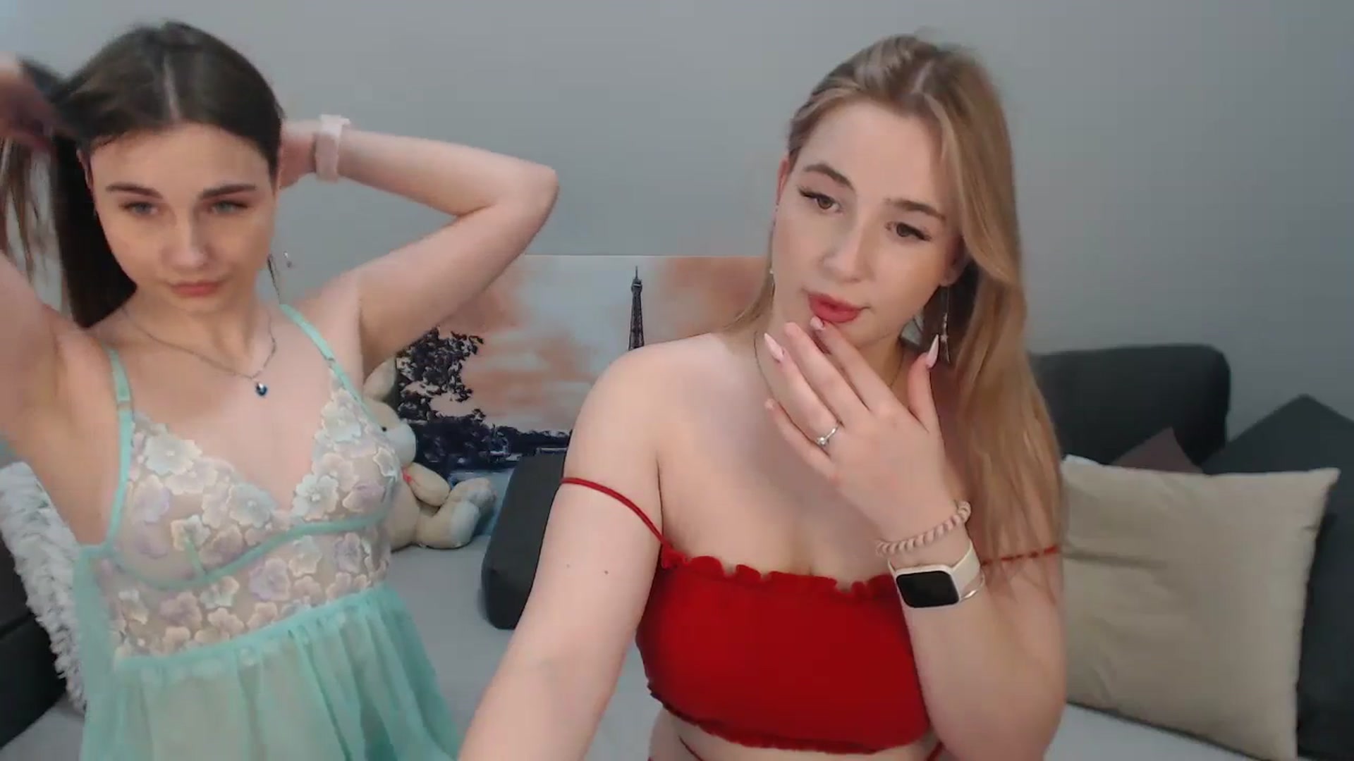 Gallery image thumbnail from LaneyGrey's myfreecams stream on, 10/30/2023, 13:07 image 6 of 20