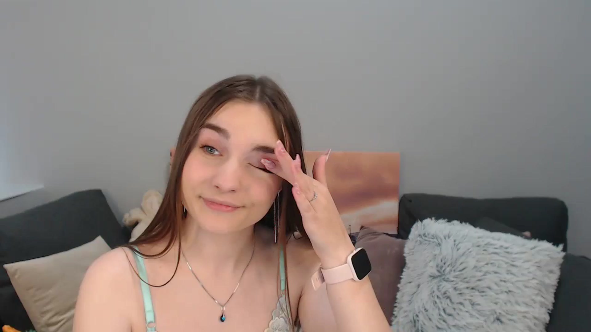 Gallery image thumbnail from LaneyGrey's myfreecams stream on, 11/04/2023, 10:58 image 1 of 20