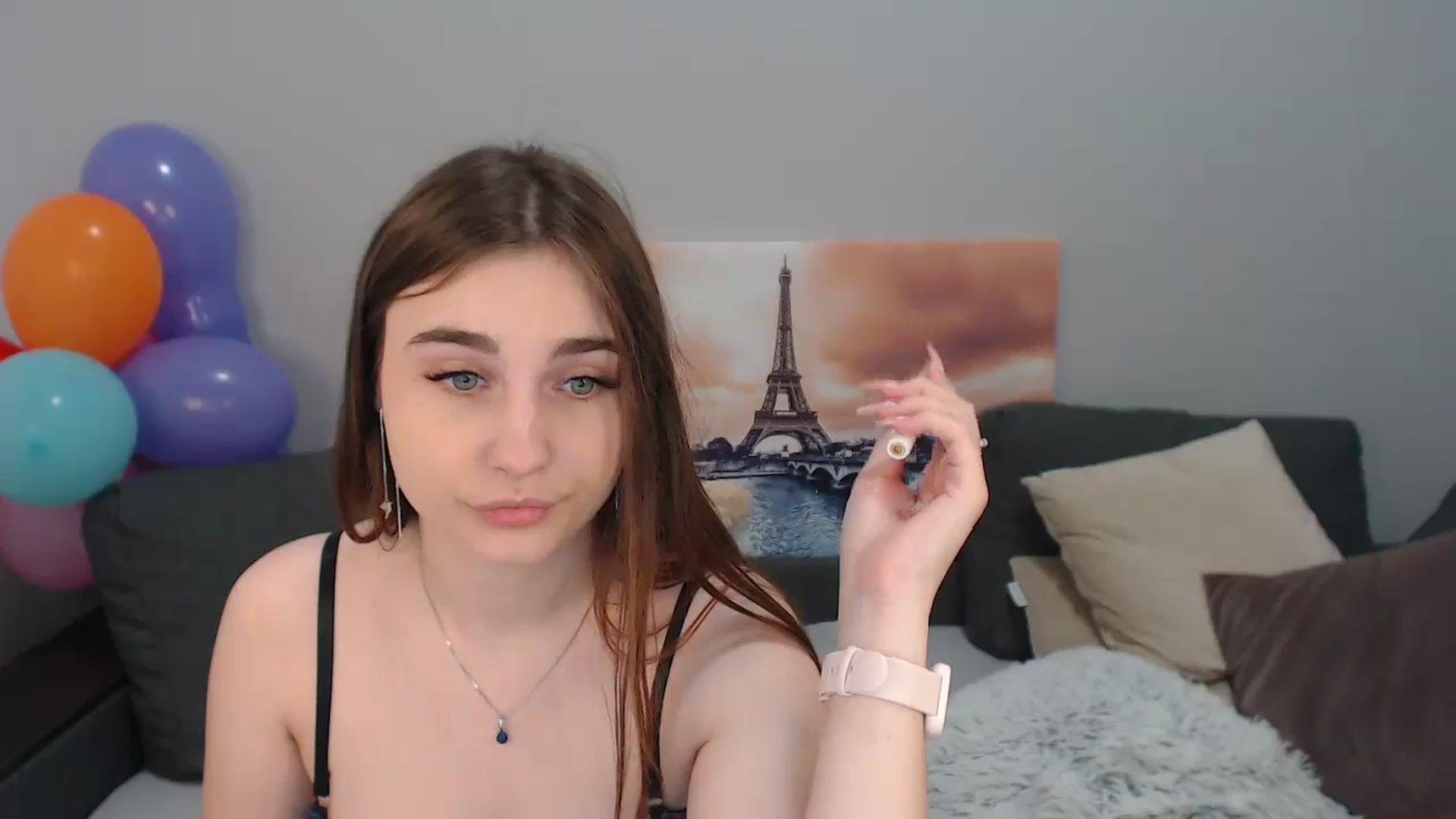 Gallery image thumbnail from LaneyGrey's myfreecams stream on, 11/08/2023, 13:15 image 20 of 20