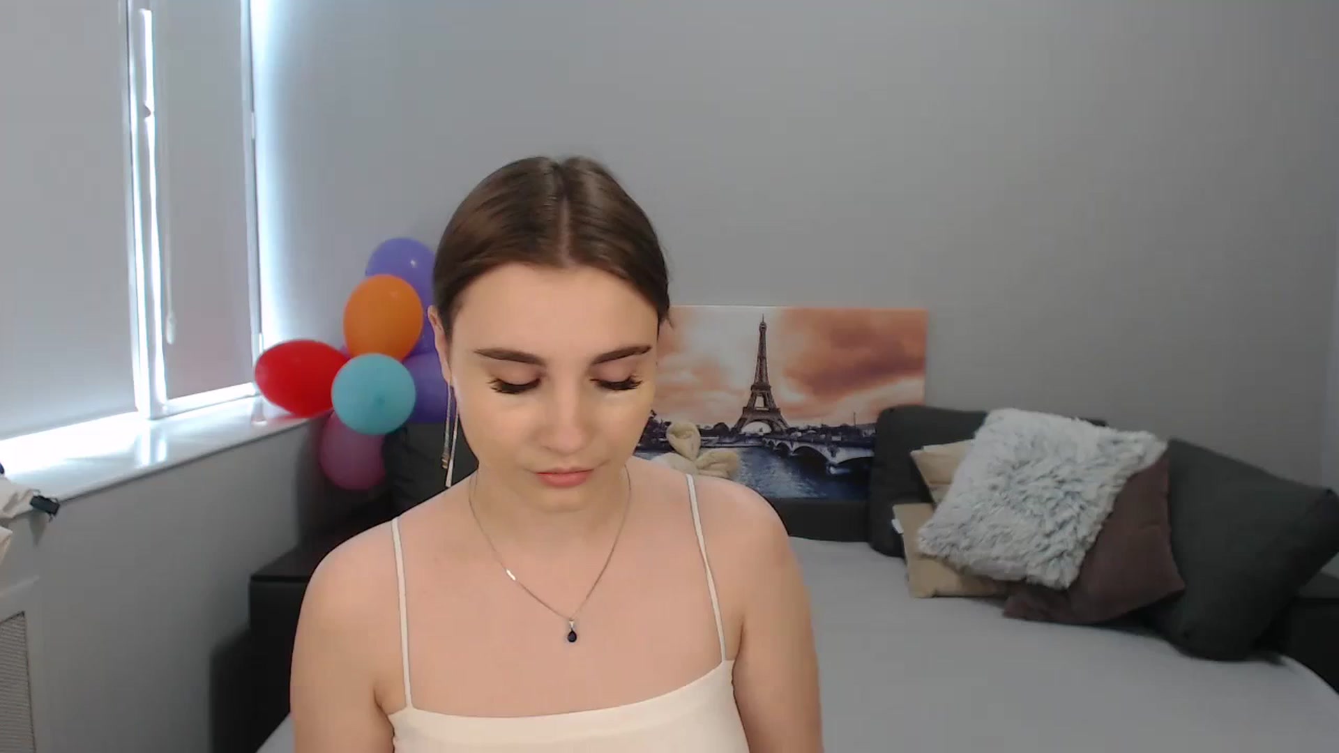 Gallery image thumbnail from LaneyGrey's myfreecams stream on, 11/10/2023, 09:34 image 1 of 20