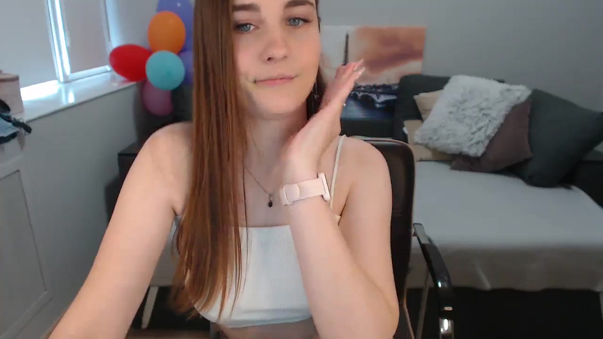 Gallery image thumbnail from LaneyGrey's myfreecams stream on, 11/10/2023, 10:52 image 3 of 20