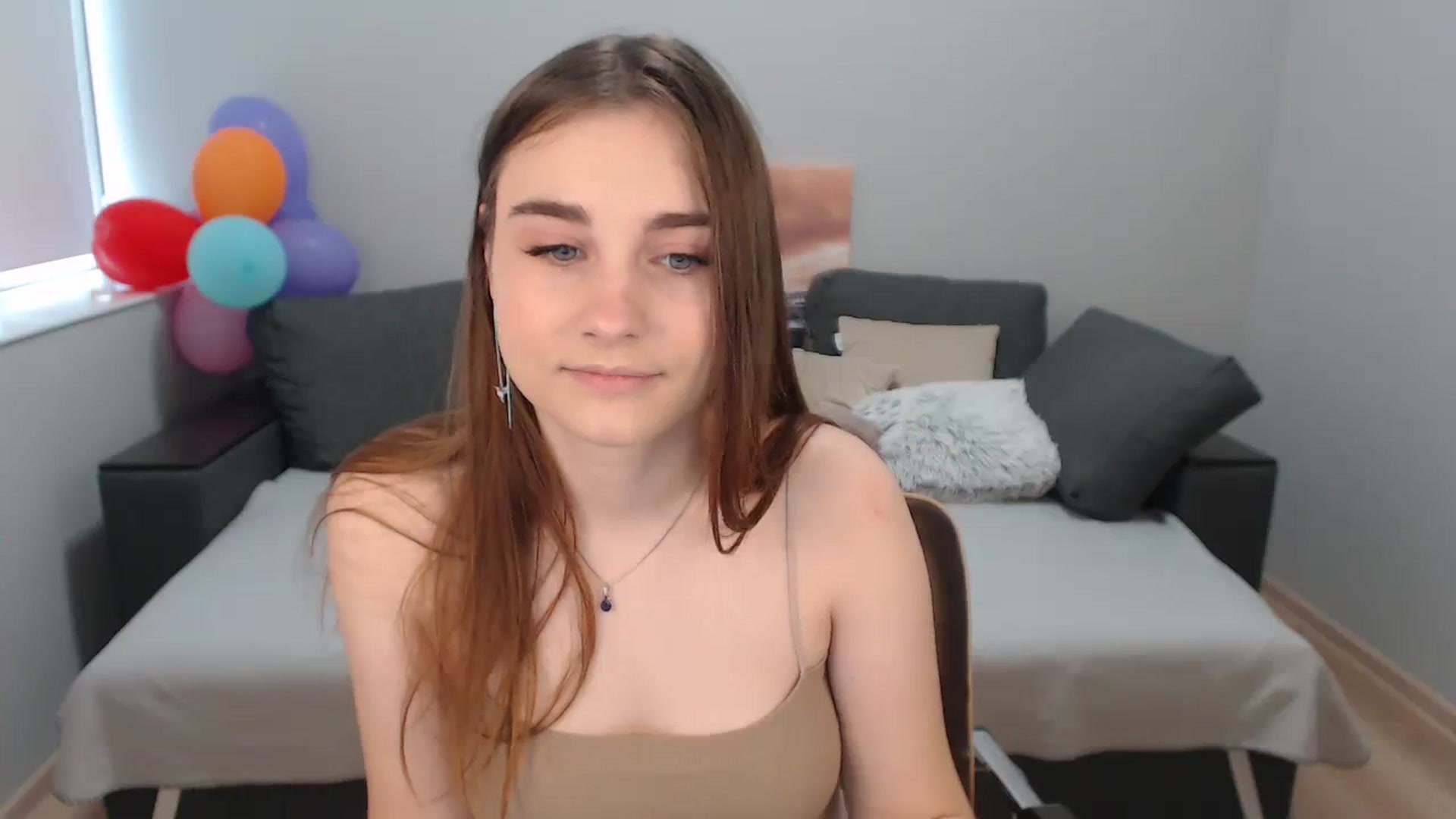 Gallery image thumbnail from LaneyGrey's myfreecams stream on, 11/13/2023, 09:47 image 3 of 20