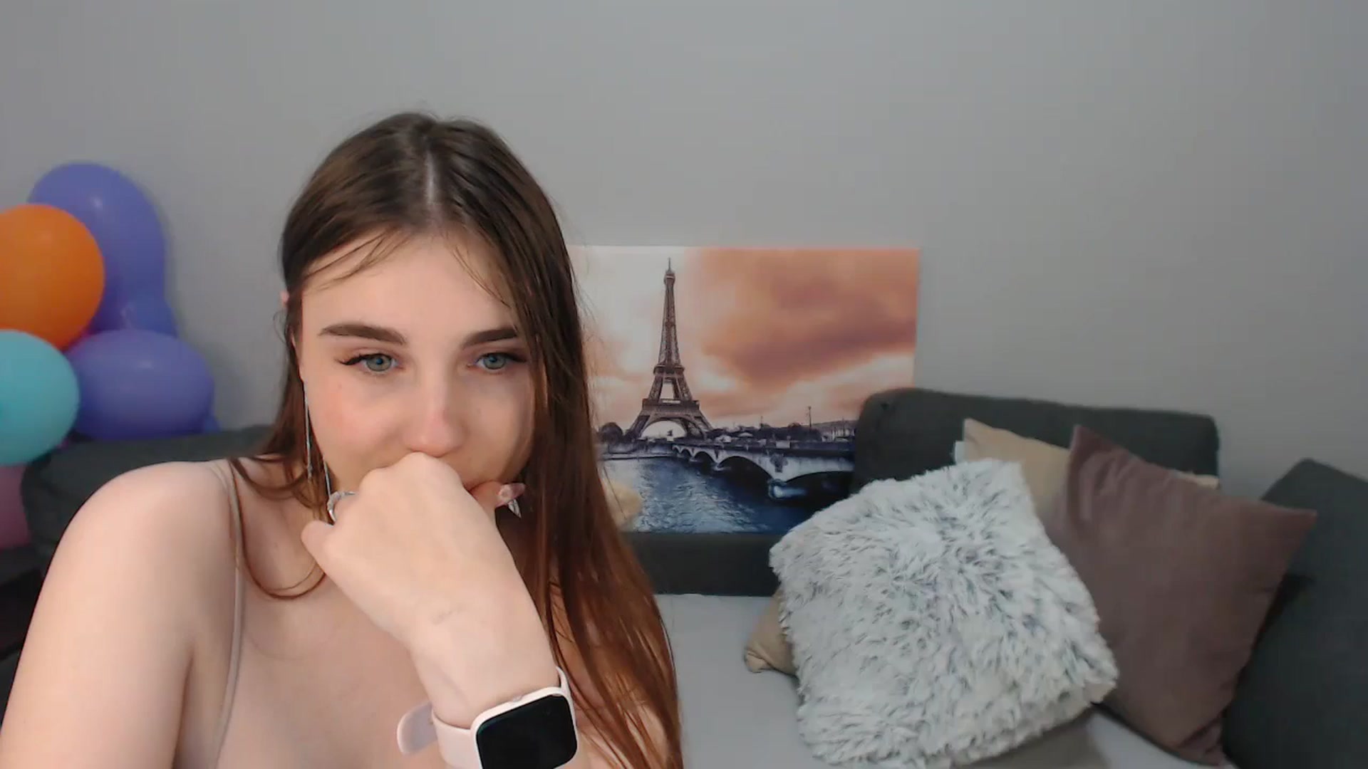 Gallery image thumbnail from LaneyGrey's myfreecams stream on, 11/13/2023, 13:45 image 1 of 20