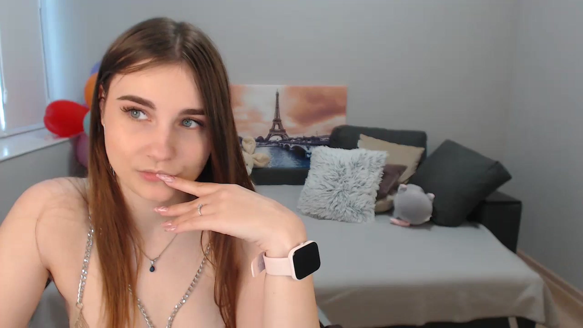 Gallery image thumbnail from LaneyGrey's myfreecams stream on, 11/15/2023, 09:50 image 15 of 20