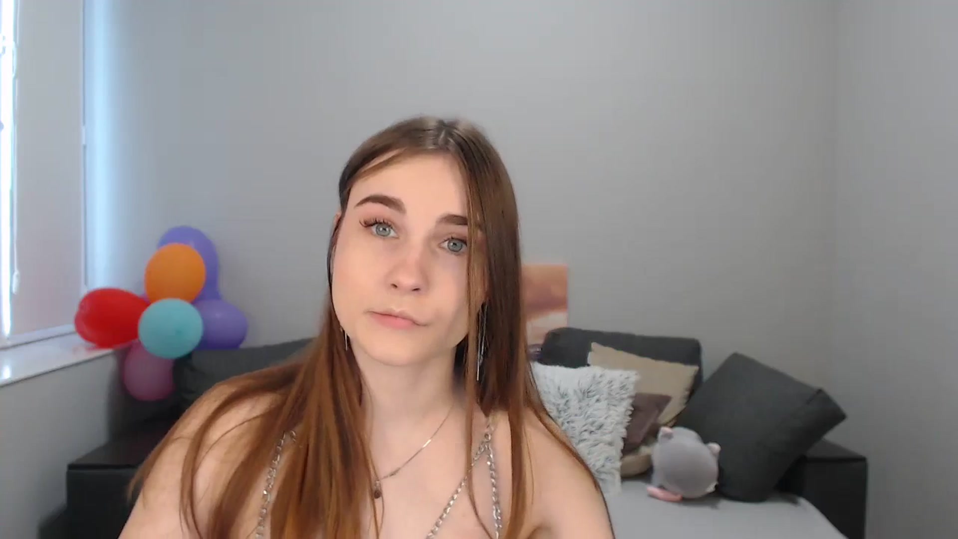 Gallery image thumbnail from LaneyGrey's myfreecams stream on, 11/15/2023, 09:50 image 8 of 20