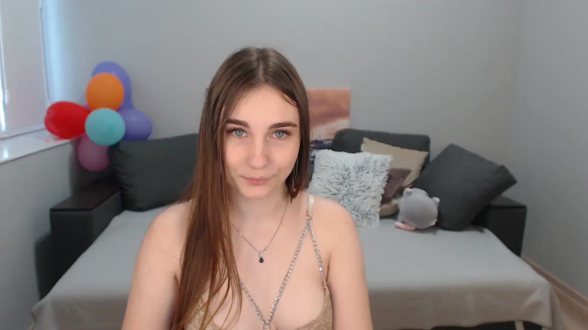 Gallery image thumbnail from LaneyGrey's myfreecams stream on, 11/15/2023, 11:11 image 6 of 20