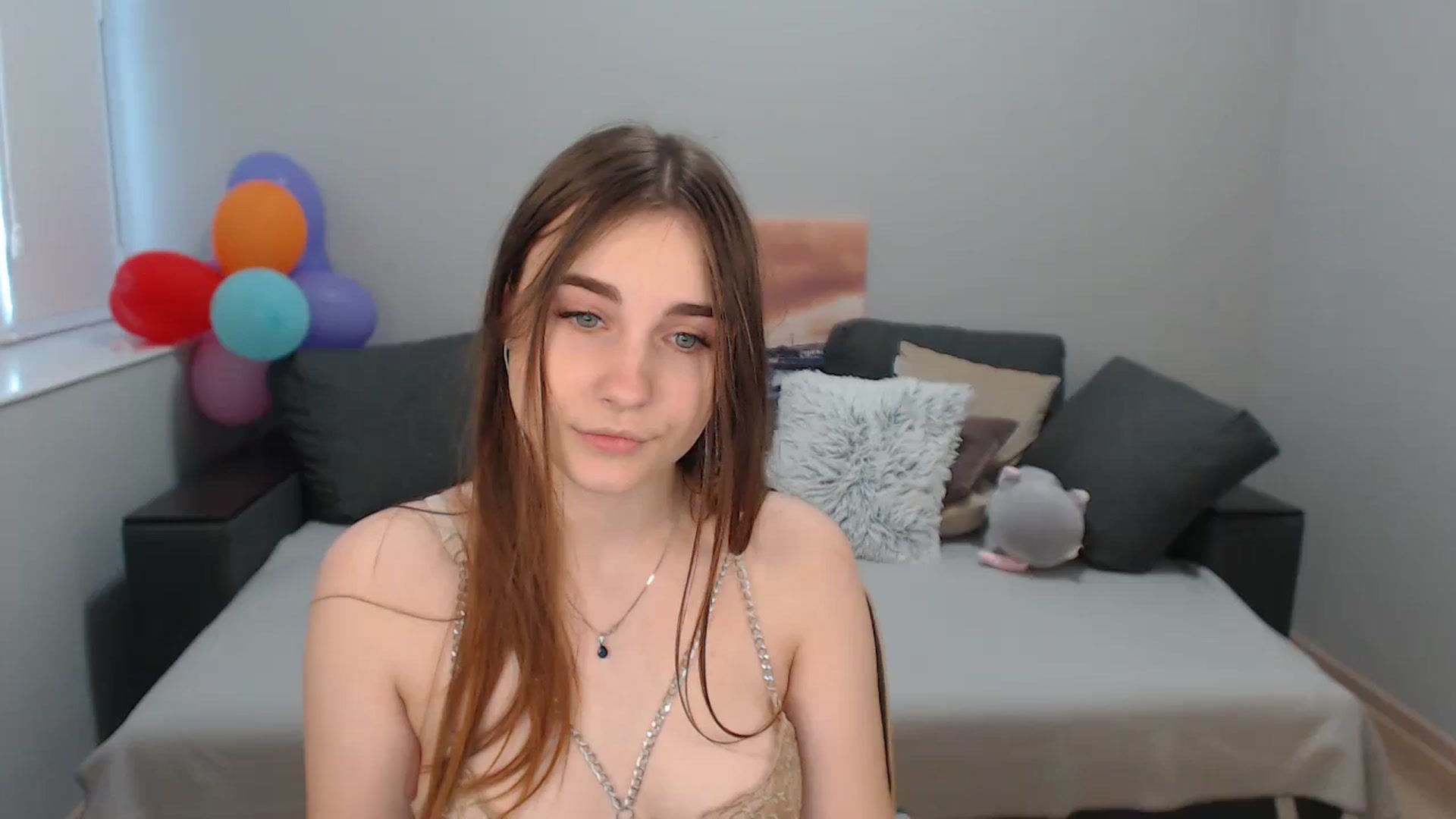 Gallery image thumbnail from LaneyGrey's myfreecams stream on, 11/15/2023, 11:11 image 1 of 20