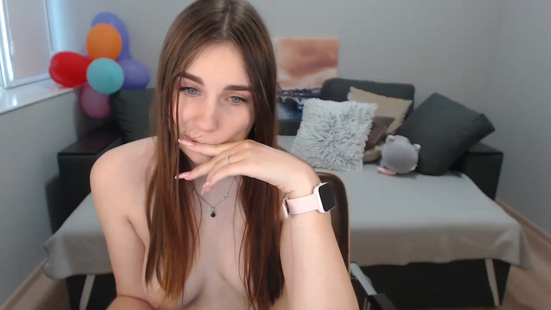 Gallery image thumbnail from LaneyGrey's myfreecams stream on, 11/15/2023, 11:57 image 5 of 20