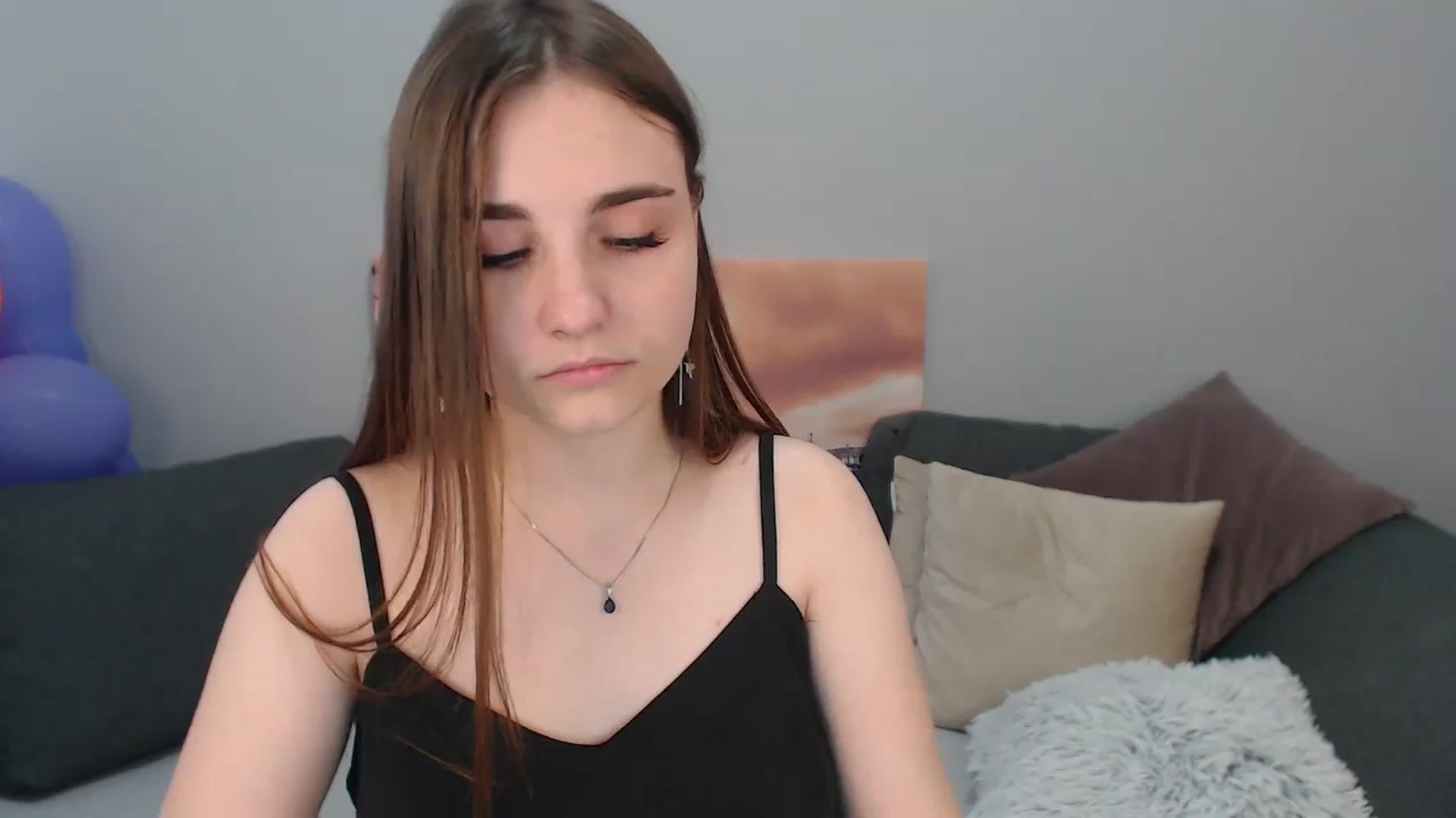Gallery image thumbnail from LaneyGrey's myfreecams stream on, 11/17/2023, 12:23 image 13 of 20