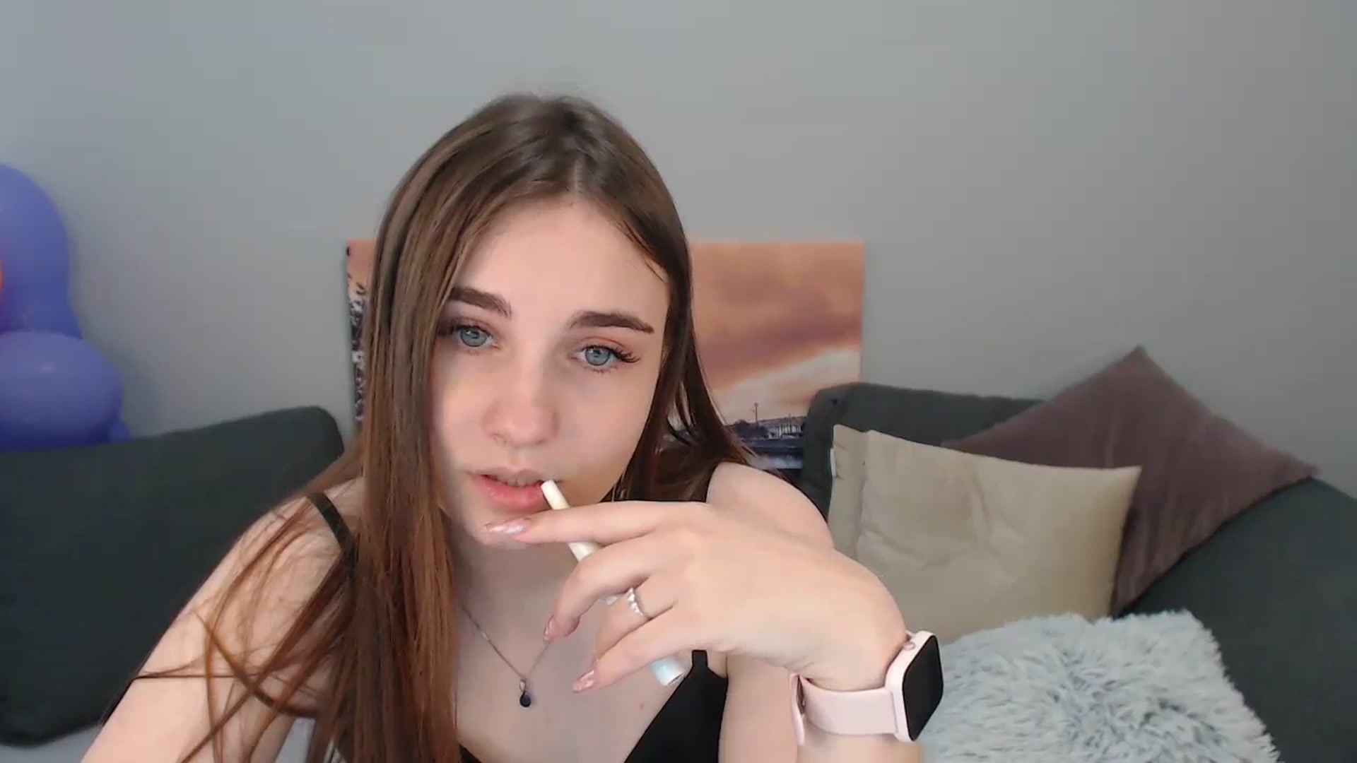 Gallery image thumbnail from LaneyGrey's myfreecams stream on, 11/17/2023, 12:23 image 16 of 20