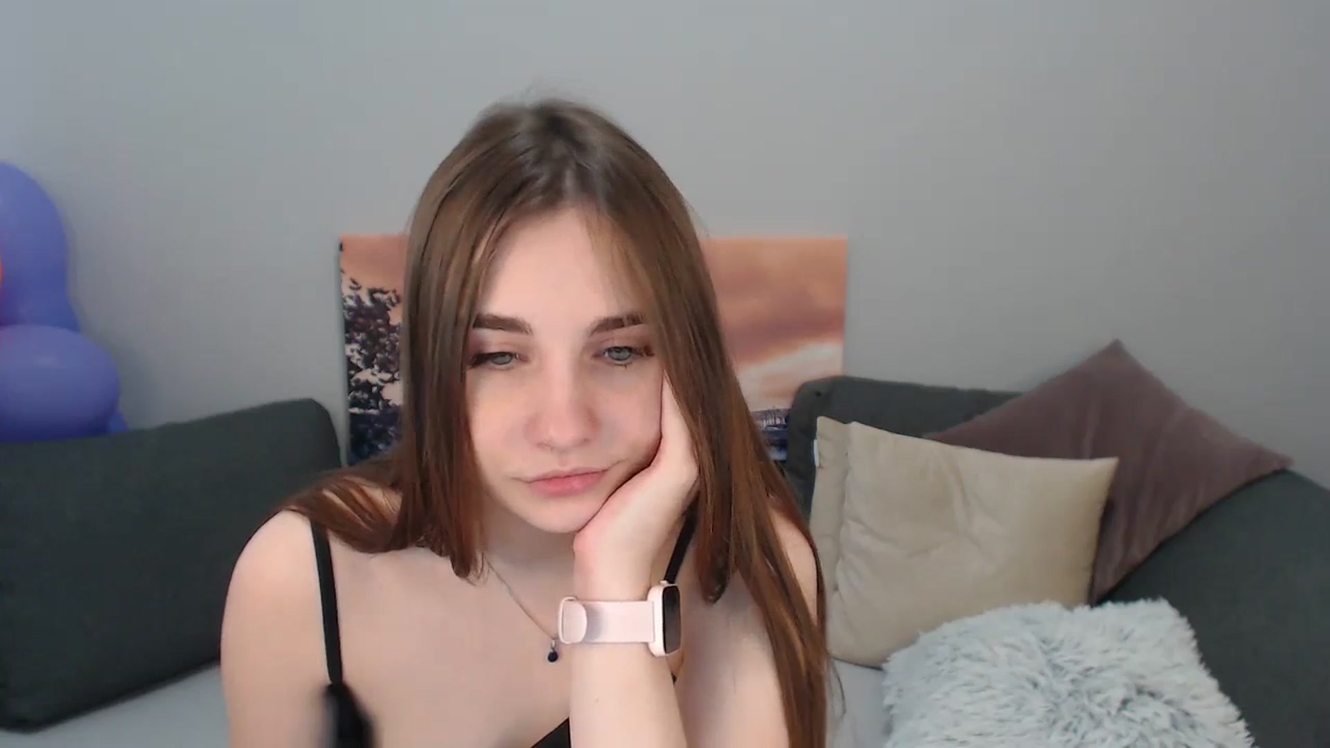Gallery image thumbnail from LaneyGrey's myfreecams stream on, 11/17/2023, 12:23 image 10 of 20