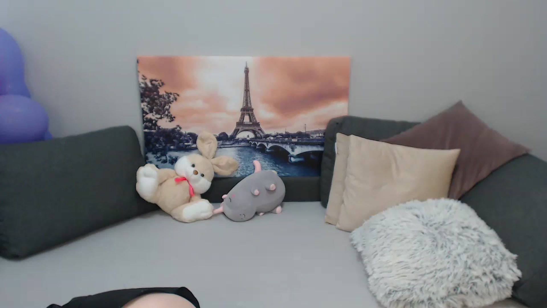 Gallery image thumbnail from LaneyGrey's myfreecams stream on, 11/17/2023, 12:41 image 1 of 20