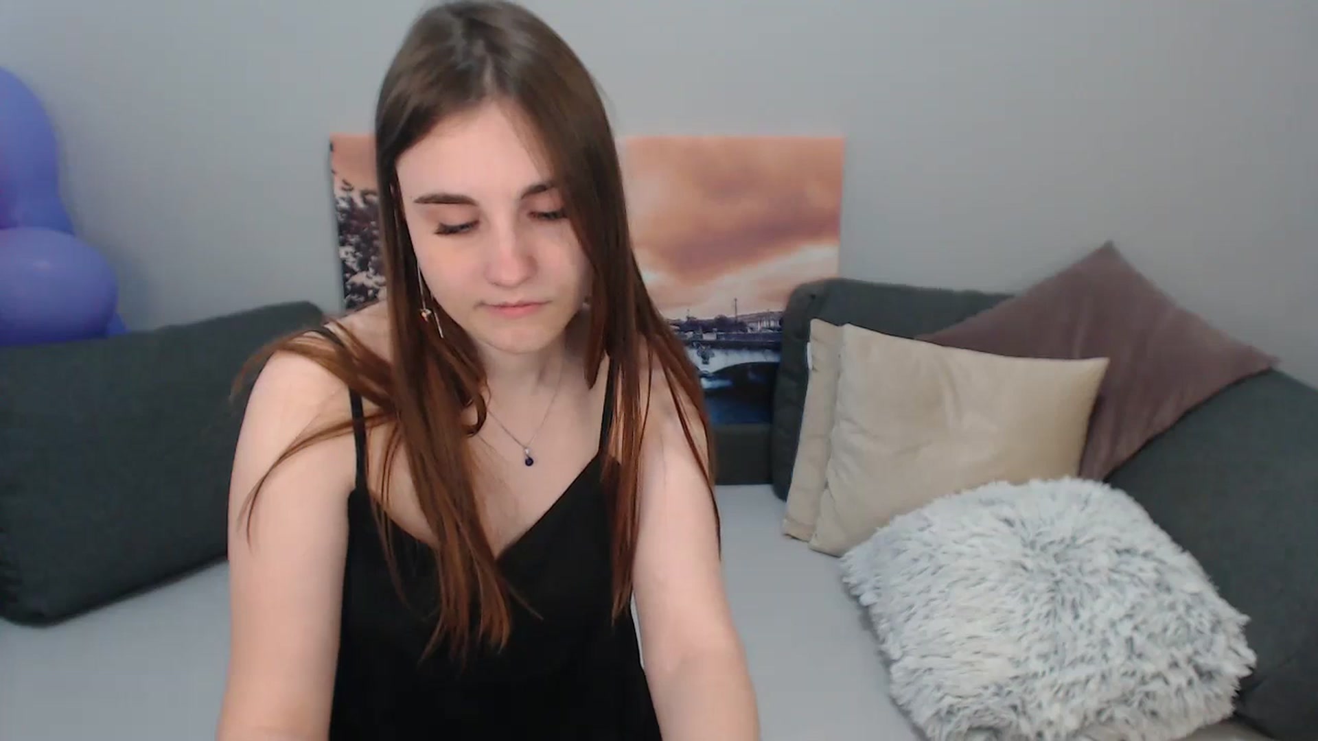 Gallery image thumbnail from LaneyGrey's myfreecams stream on, 11/17/2023, 12:41 image 6 of 20