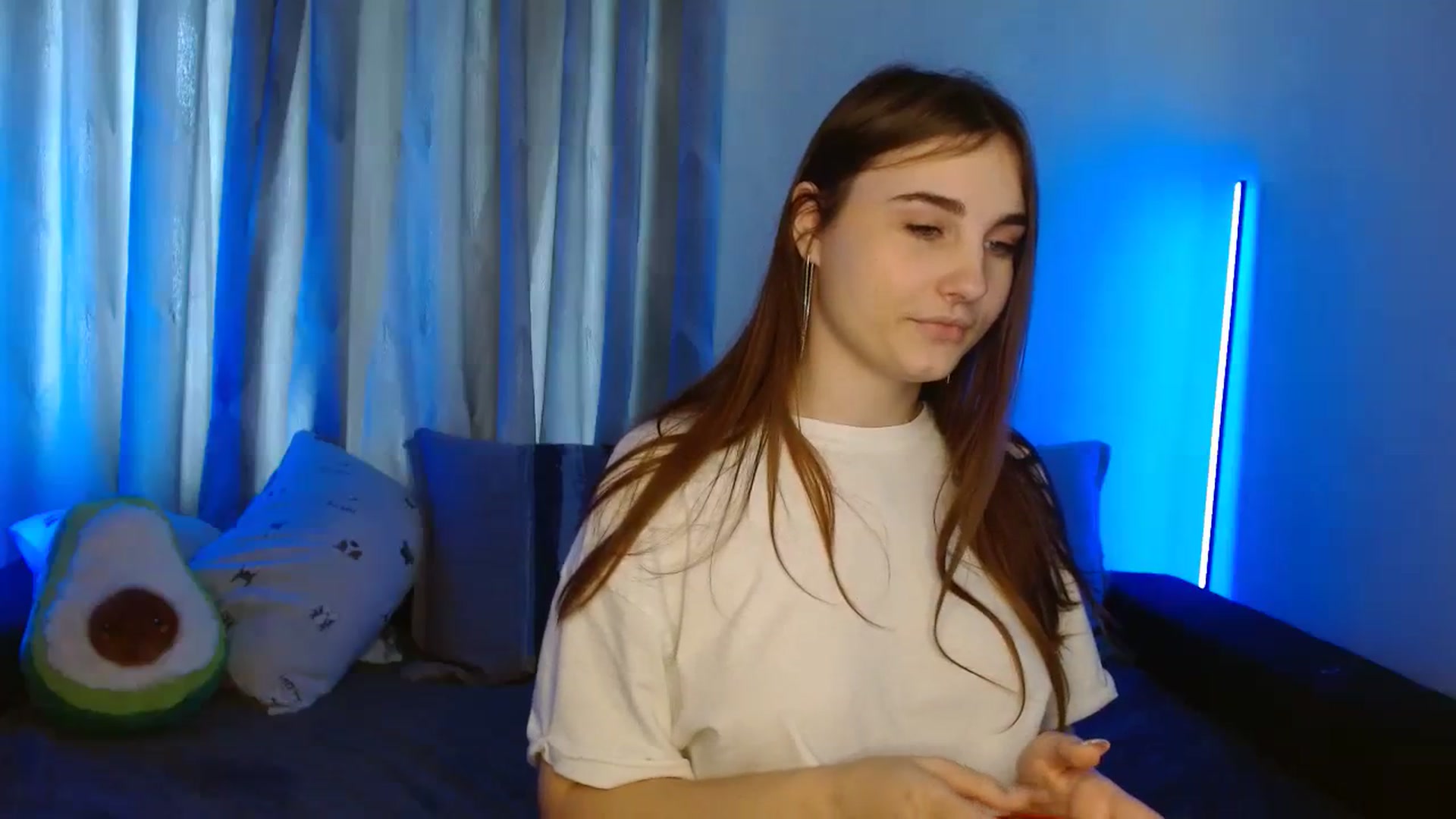 Gallery image thumbnail from LaneyGrey's myfreecams stream on, 11/18/2023, 10:19 image 15 of 20