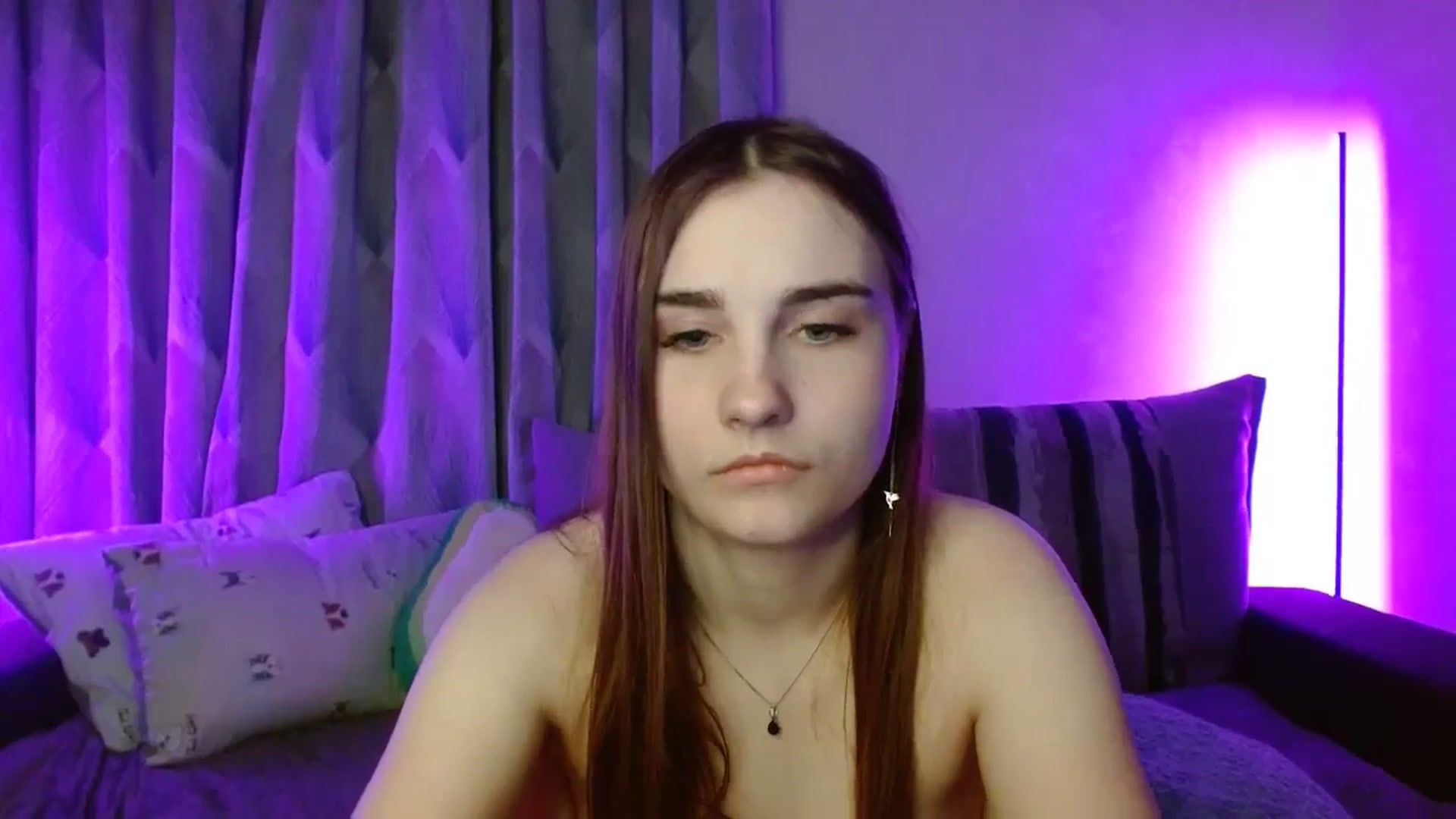 Gallery image thumbnail from LaneyGrey's myfreecams stream on, 11/19/2023, 14:59 image 14 of 20