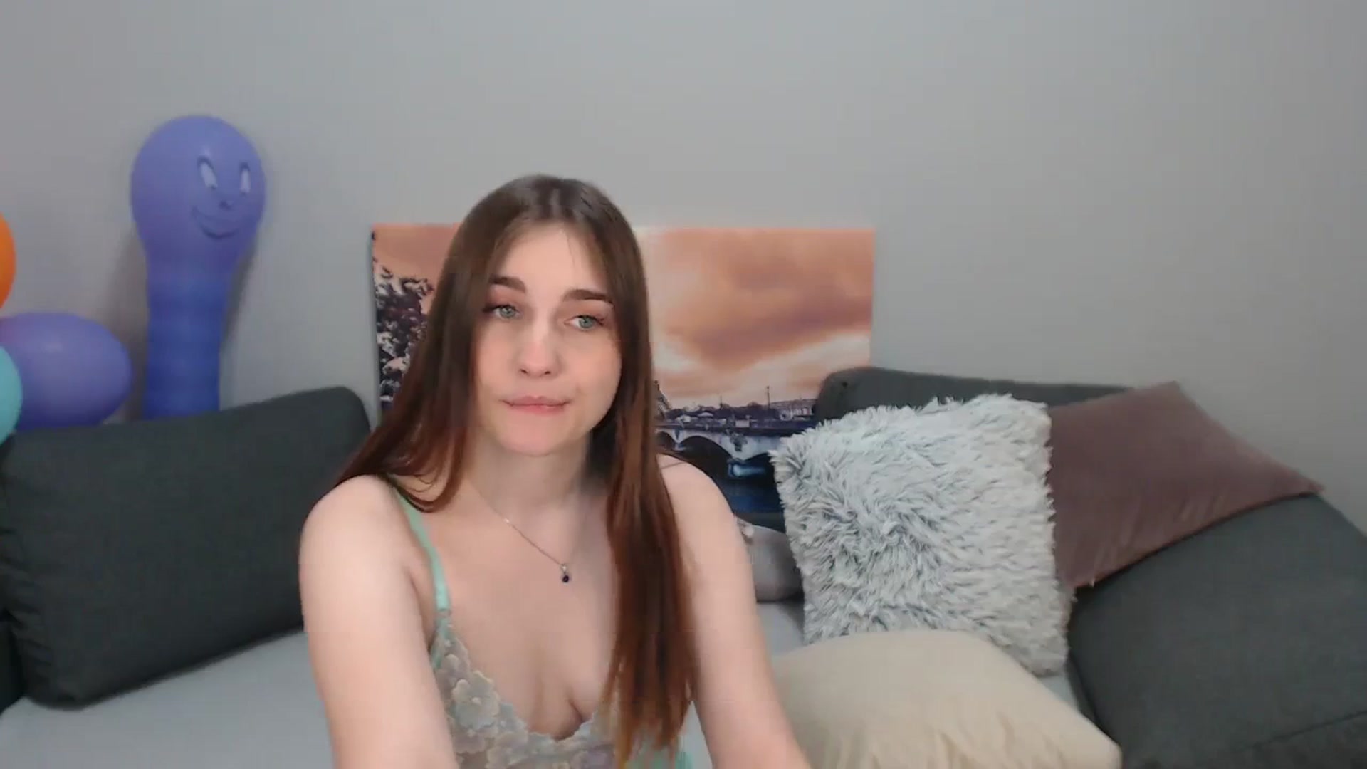 Gallery image thumbnail from LaneyGrey's myfreecams stream on, 11/24/2023, 13:54 image 4 of 20