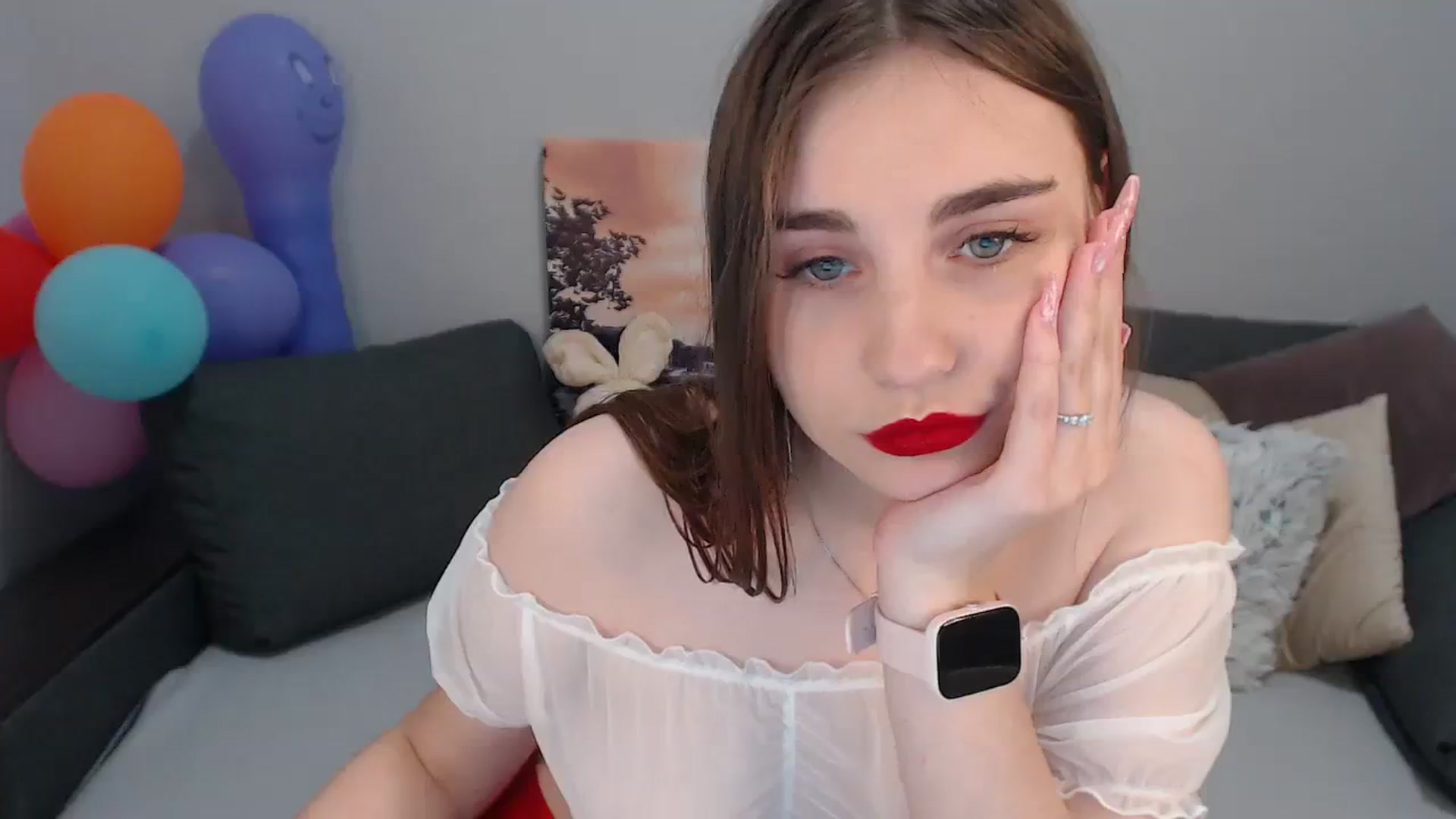 Gallery image thumbnail from LaneyGrey's myfreecams stream on, 11/25/2023, 13:24 image 14 of 20
