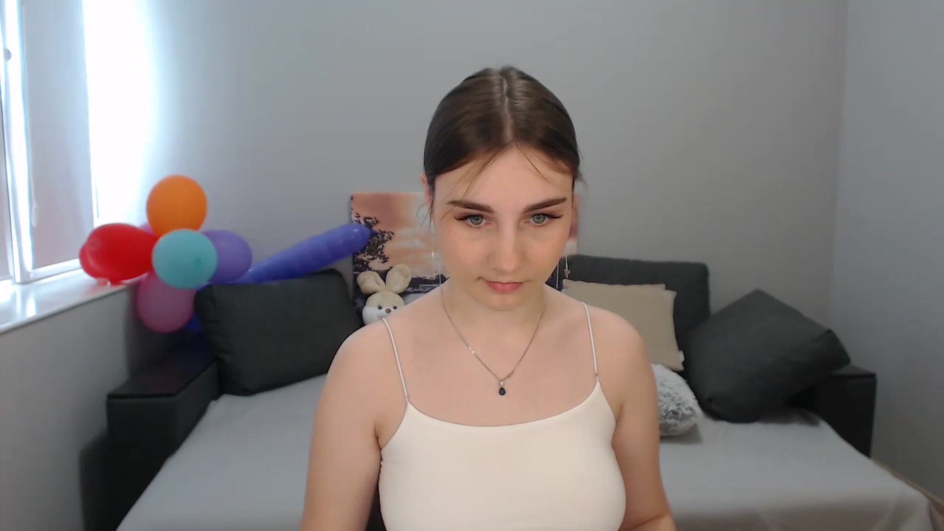 Gallery image thumbnail from LaneyGrey's myfreecams stream on, 11/28/2023, 09:37 image 5 of 20
