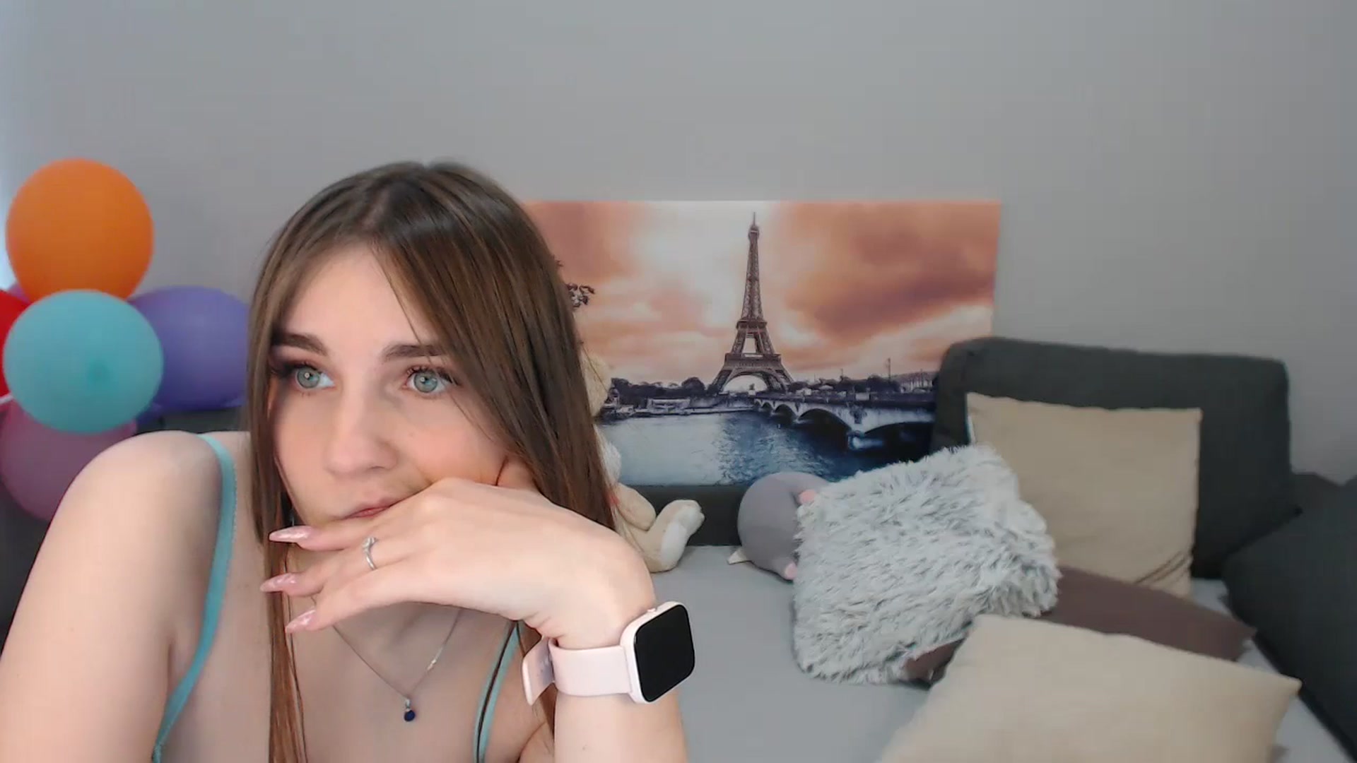 Gallery image thumbnail from LaneyGrey's myfreecams stream on, 11/28/2023, 11:41 image 16 of 20