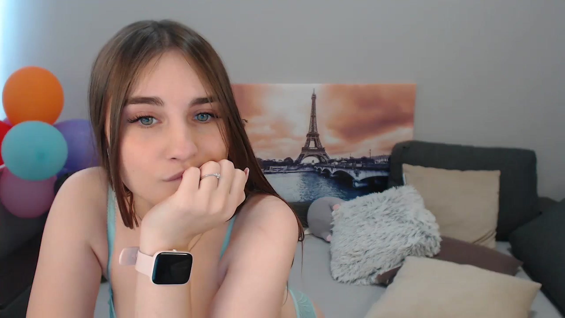 Gallery image thumbnail from LaneyGrey's myfreecams stream on, 11/28/2023, 11:41 image 15 of 20