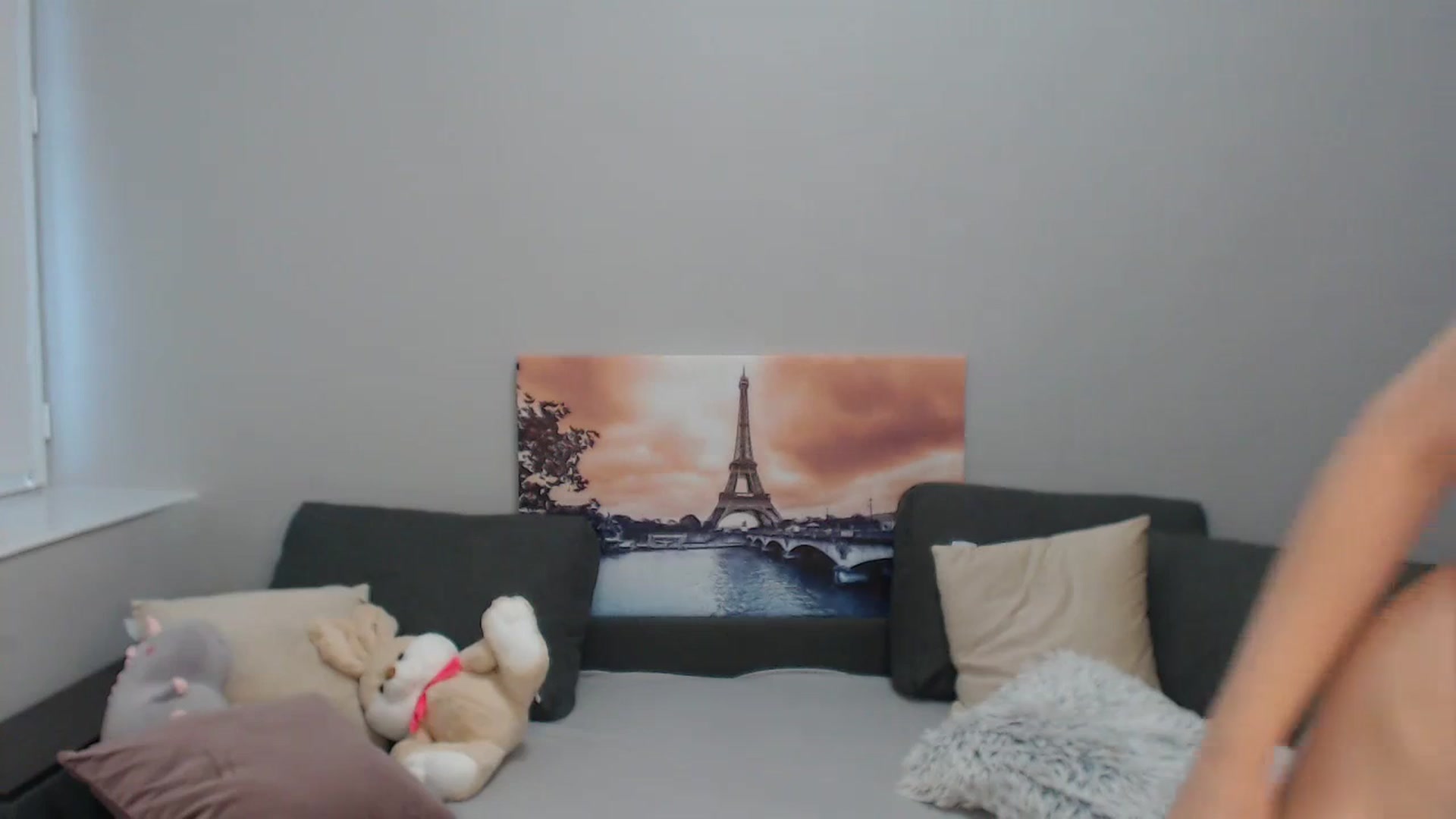 Gallery image thumbnail from LaneyGrey's myfreecams stream on, 12/03/2023, 11:57 image 9 of 20