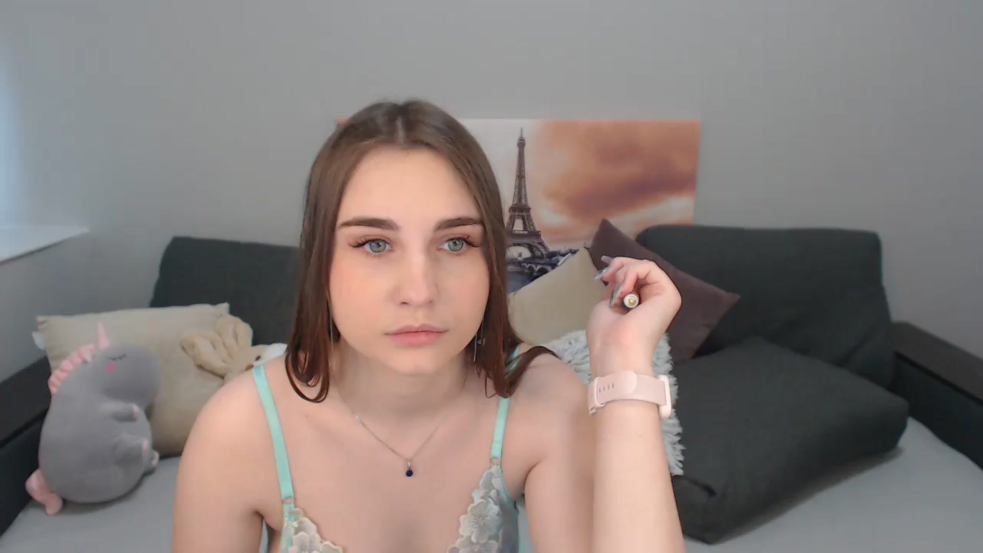 Gallery image thumbnail from LaneyGrey's myfreecams stream on, 12/04/2023, 12:20 image 1 of 20
