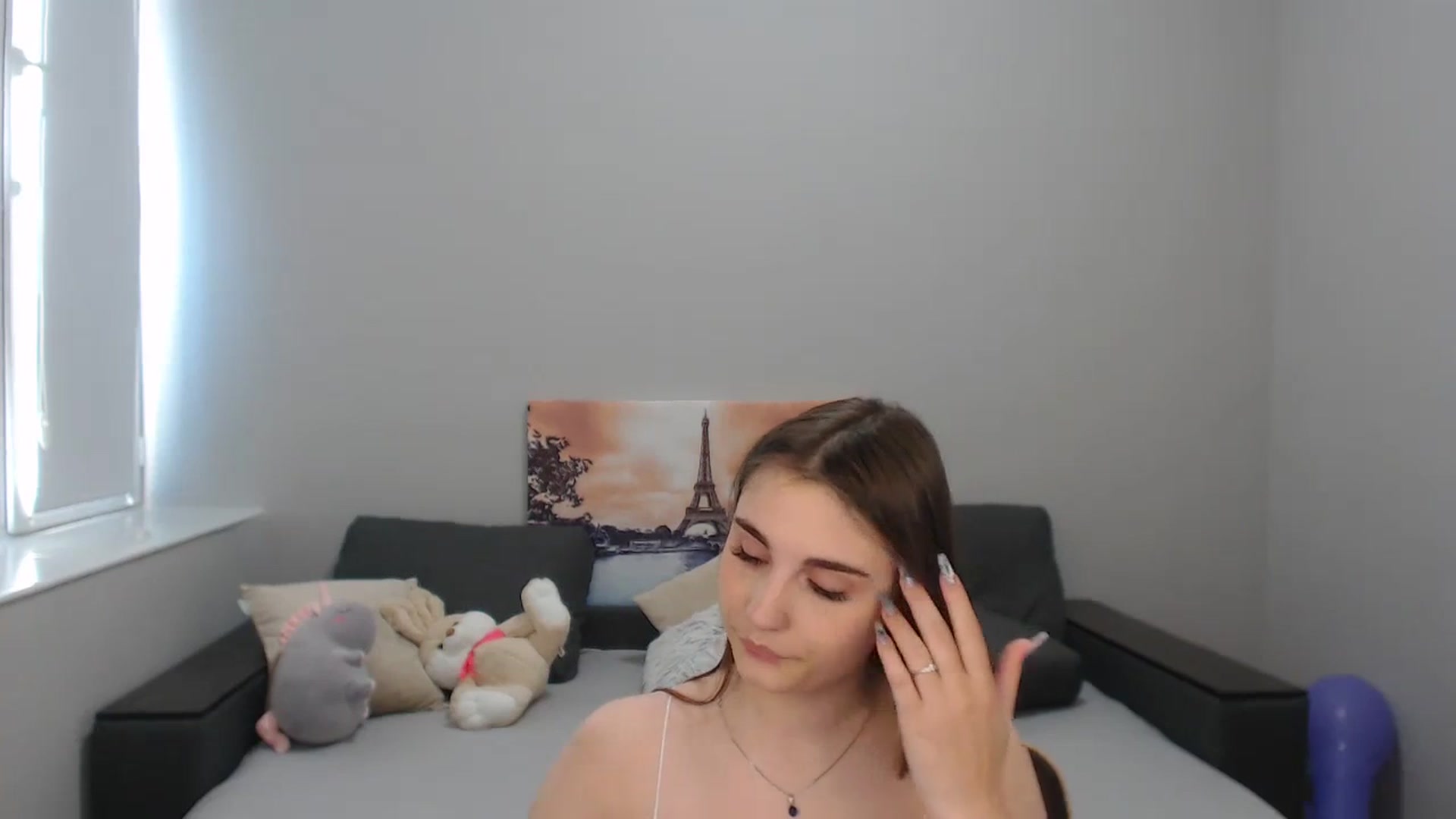 Gallery image thumbnail from LaneyGrey's myfreecams stream on, 12/04/2023, 13:12 image 10 of 20