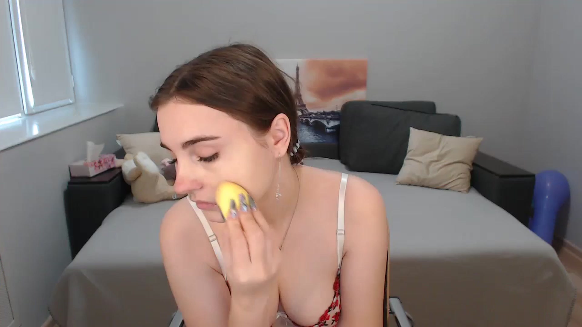 Gallery image thumbnail from LaneyGrey's myfreecams stream on, 12/05/2023, 09:17 image 1 of 20