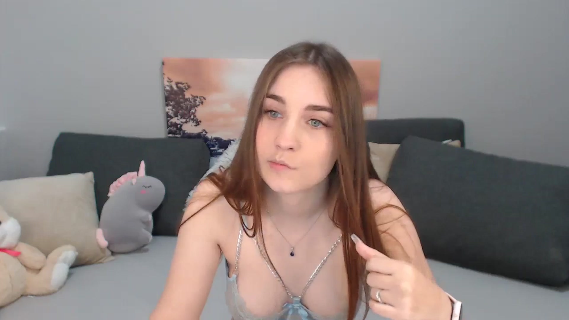 Gallery image thumbnail from LaneyGrey's myfreecams stream on, 12/06/2023, 12:36 image 13 of 20