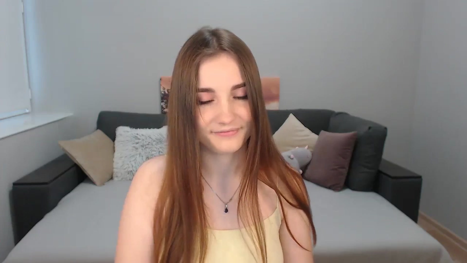 Gallery image thumbnail from LaneyGrey's myfreecams stream on, 12/08/2023, 09:24 image 13 of 20