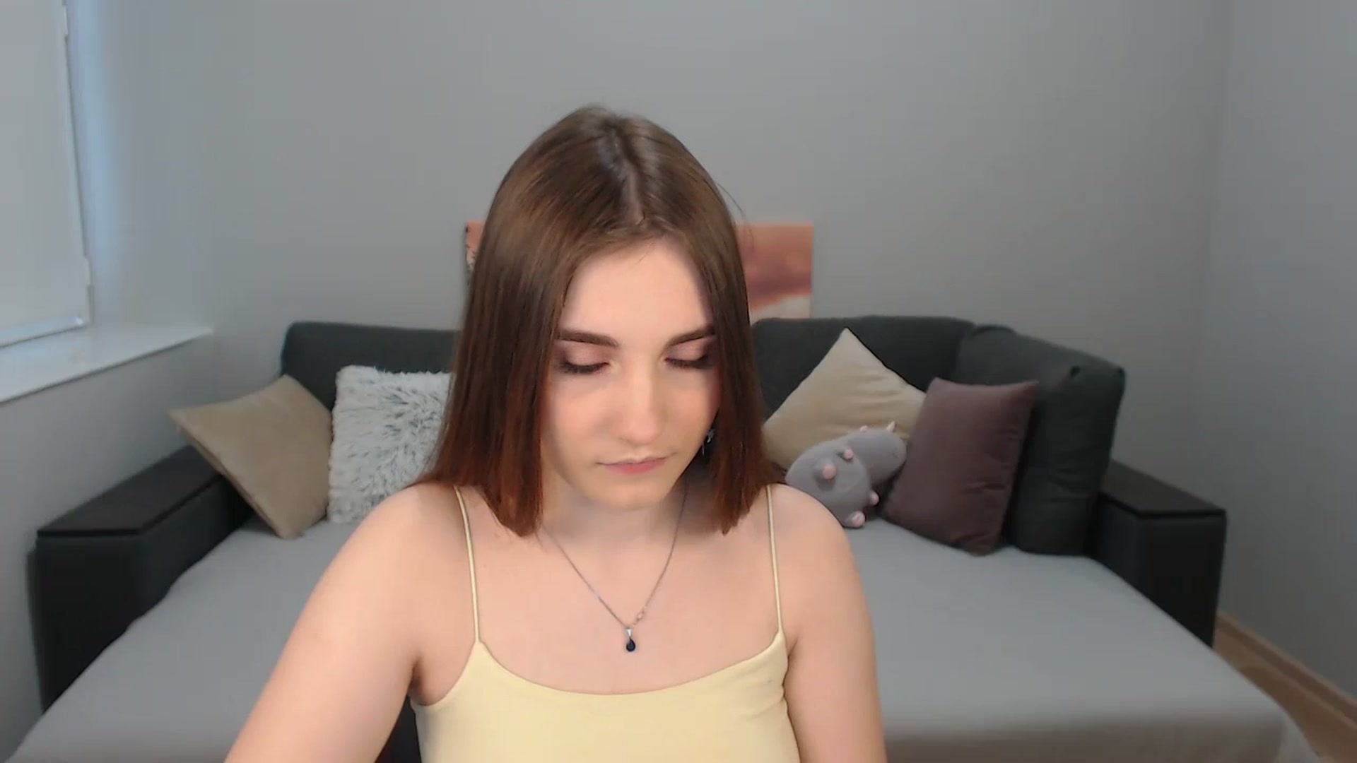 Gallery image thumbnail from LaneyGrey's myfreecams stream on, 12/08/2023, 09:24 image 19 of 20