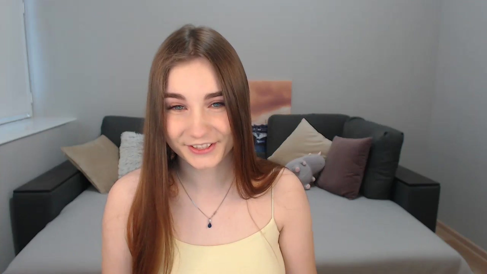 Gallery image thumbnail from LaneyGrey's myfreecams stream on, 12/08/2023, 09:24 image 8 of 20
