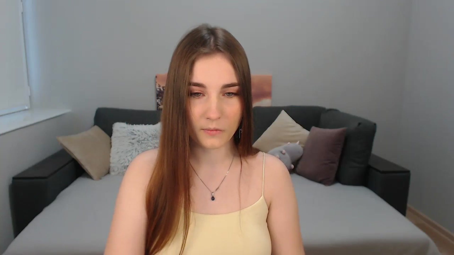 Gallery image thumbnail from LaneyGrey's myfreecams stream on, 12/08/2023, 09:24 image 17 of 20