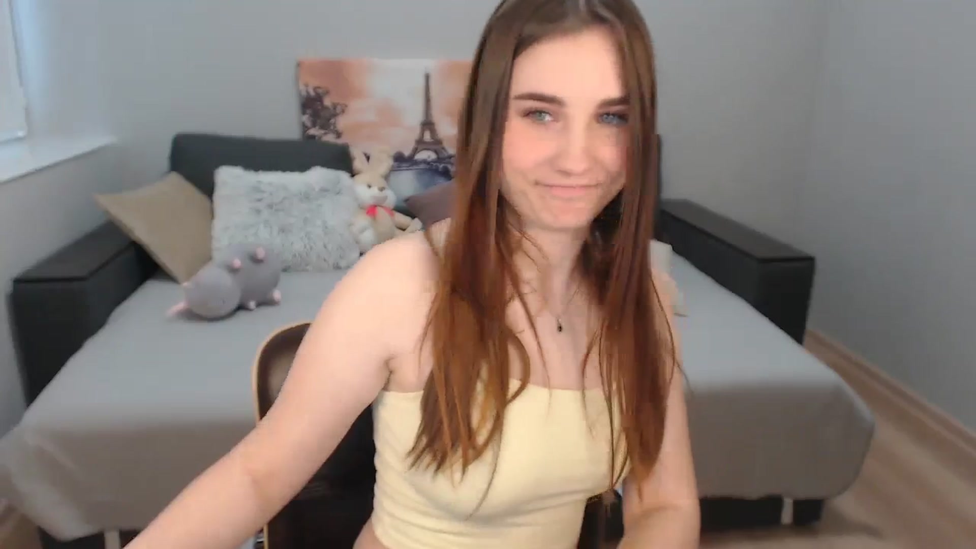 Gallery image thumbnail from LaneyGrey's myfreecams stream on, 12/08/2023, 11:25 image 17 of 20