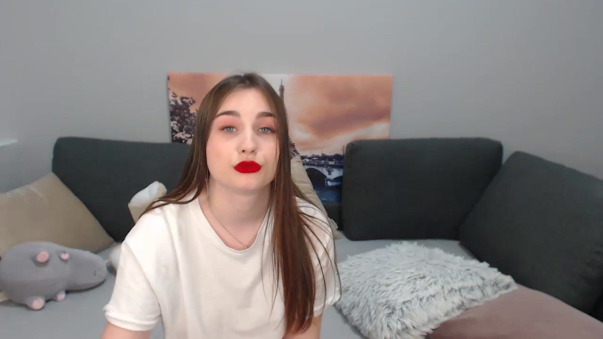 Gallery image thumbnail from LaneyGrey's myfreecams stream on, 12/10/2023, 12:26 image 8 of 20