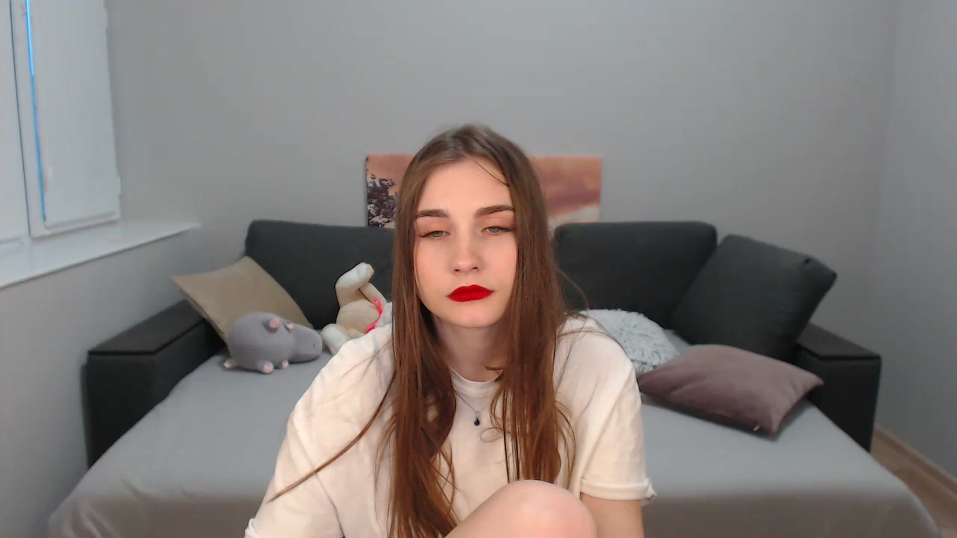 Gallery image thumbnail from LaneyGrey's myfreecams stream on, 12/10/2023, 13:45 image 17 of 20