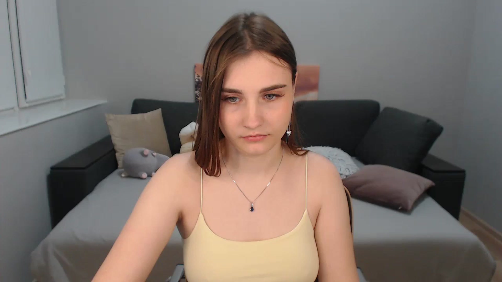 Gallery image thumbnail from LaneyGrey's myfreecams stream on, 12/10/2023, 14:59 image 18 of 20