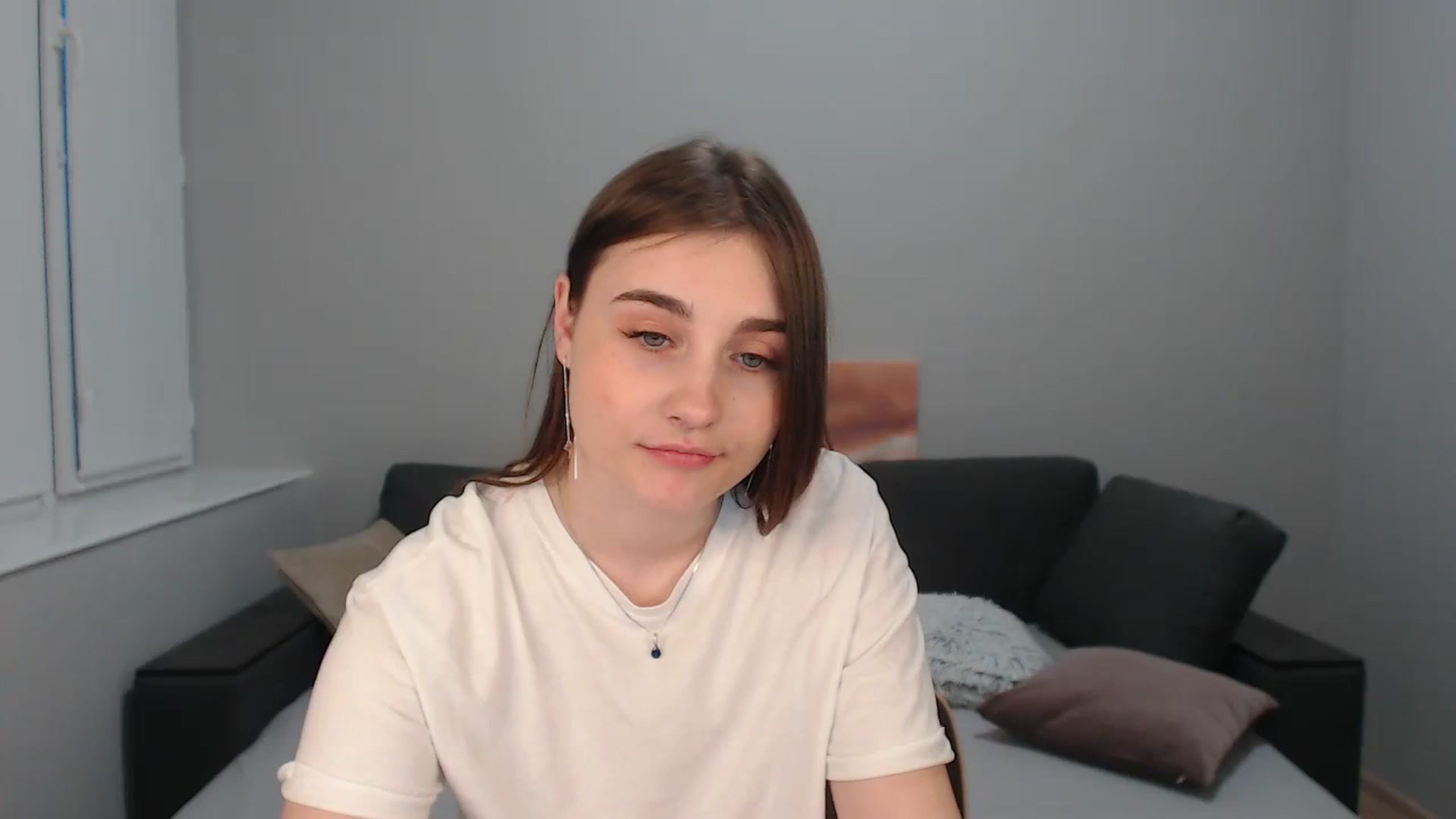 Gallery image thumbnail from LaneyGrey's myfreecams stream on, 12/10/2023, 14:59 image 1 of 20