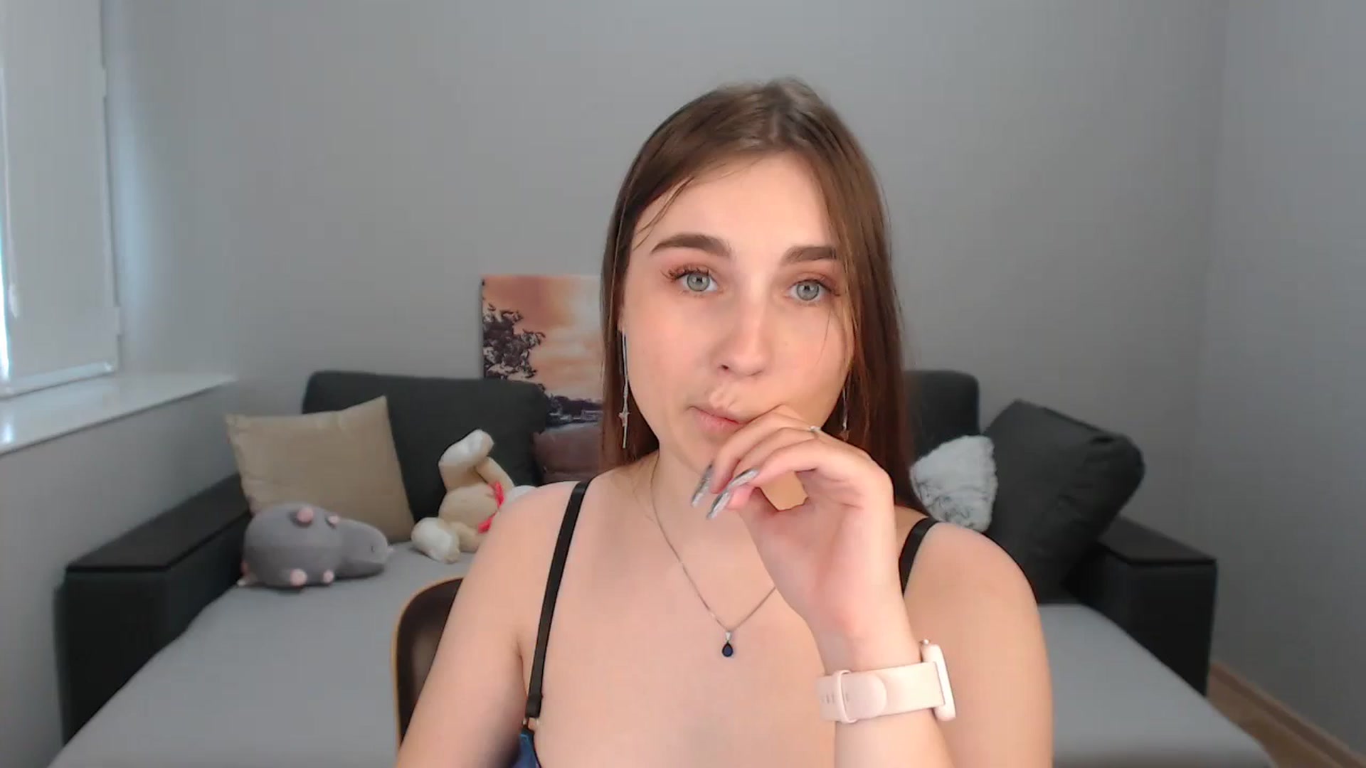 Gallery image thumbnail from LaneyGrey's myfreecams stream on, 12/11/2023, 12:48 image 1 of 20