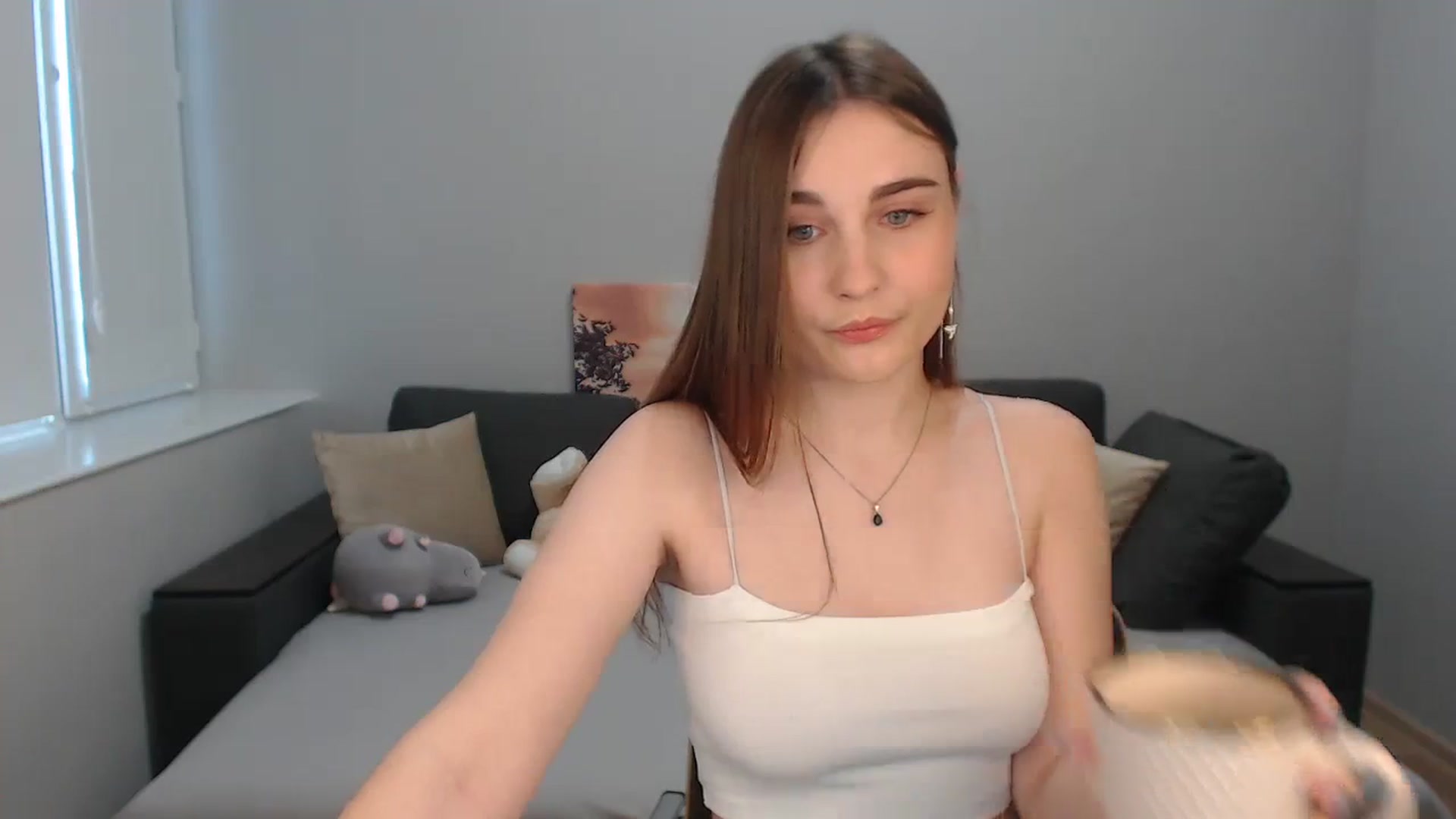Gallery image thumbnail from LaneyGrey's myfreecams stream on, 12/12/2023, 09:45 image 15 of 20