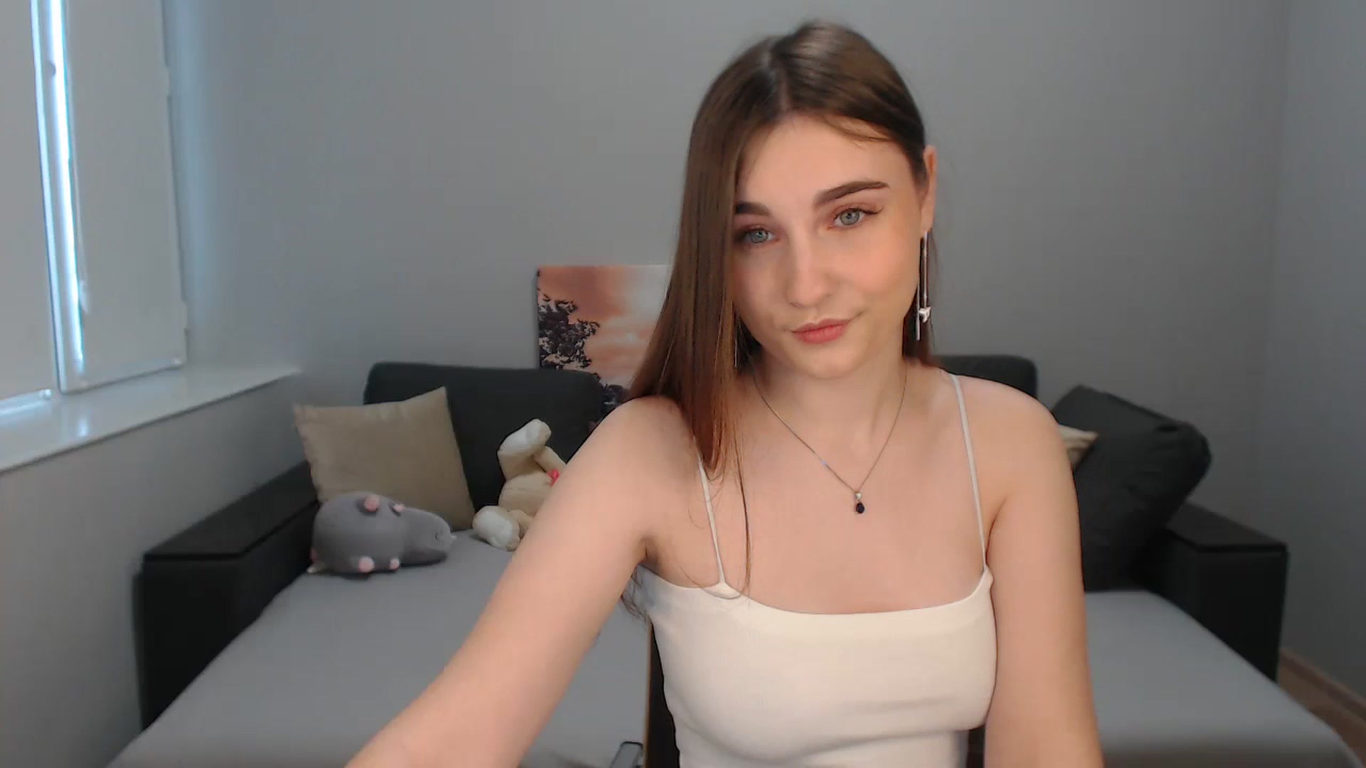 Gallery image thumbnail from LaneyGrey's myfreecams stream on, 12/12/2023, 09:45 image 14 of 20