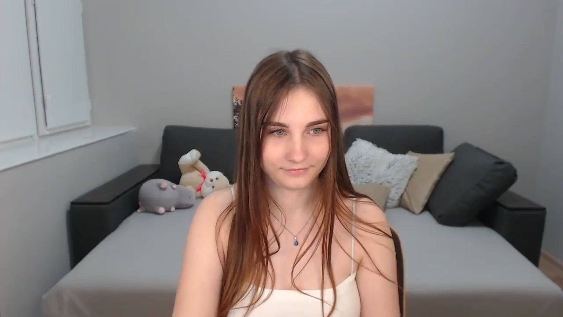 Gallery image thumbnail from LaneyGrey's myfreecams stream on, 12/12/2023, 14:52 image 3 of 20
