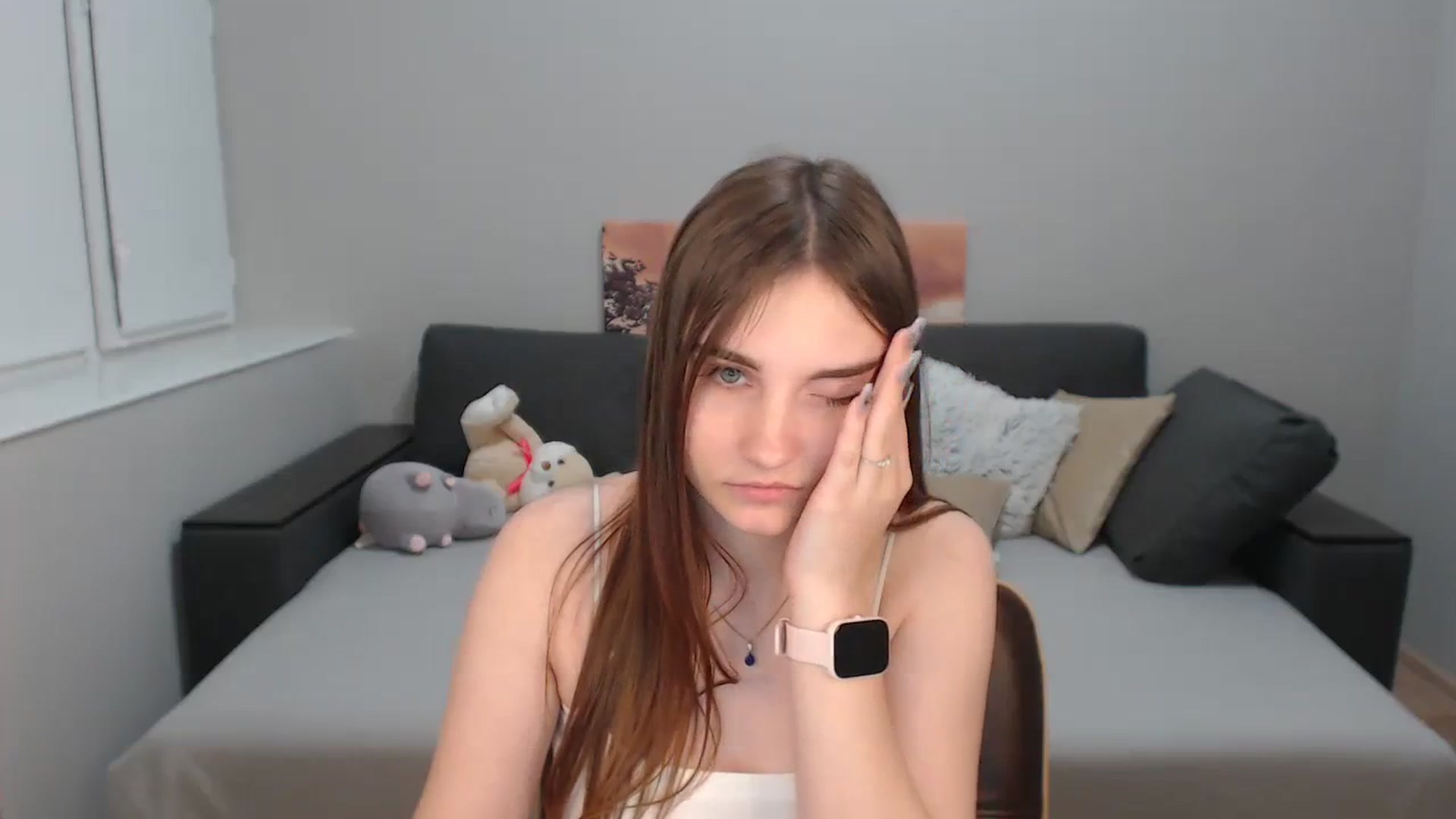 Gallery image thumbnail from LaneyGrey's myfreecams stream on, 12/12/2023, 14:52 image 4 of 20