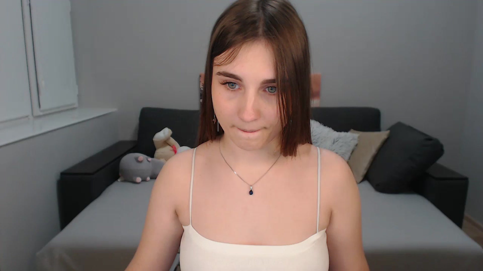 Gallery image thumbnail from LaneyGrey's myfreecams stream on, 12/12/2023, 14:52 image 1 of 20