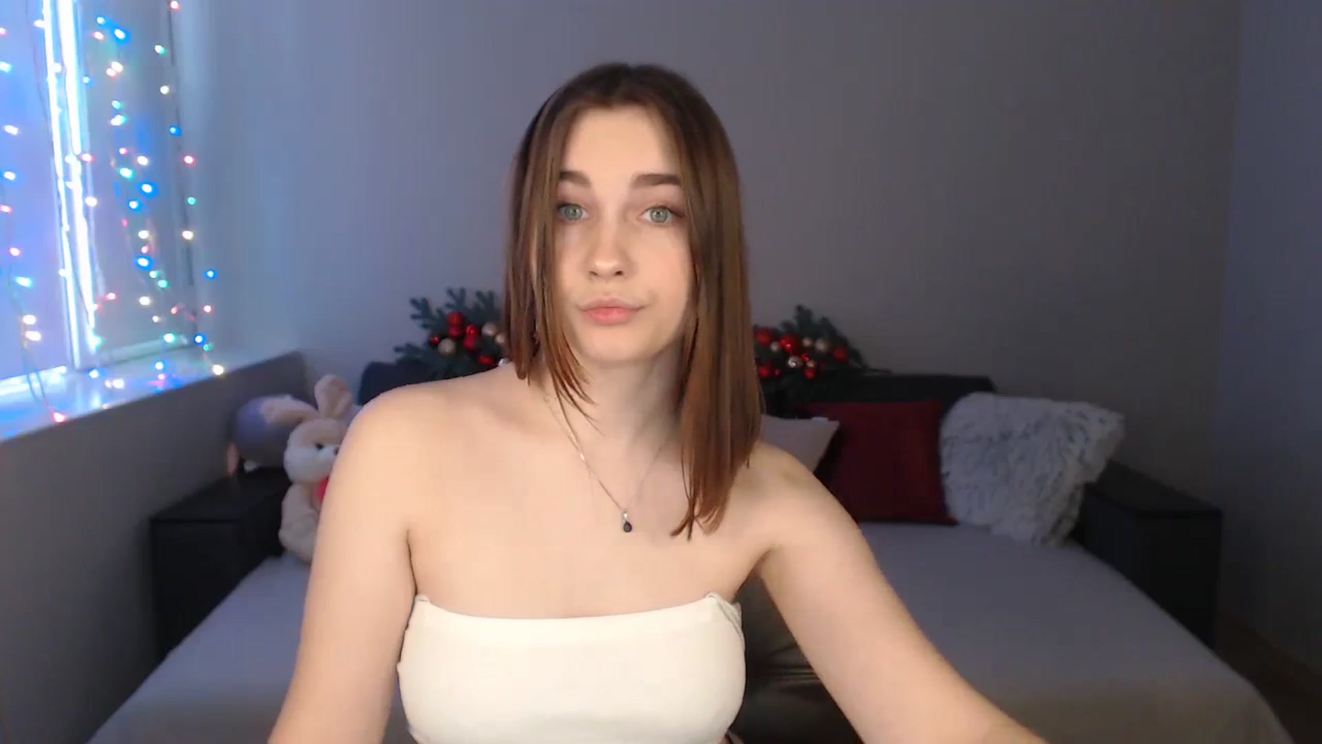 Gallery image thumbnail from LaneyGrey's myfreecams stream on, 12/15/2023, 12:01 image 3 of 20