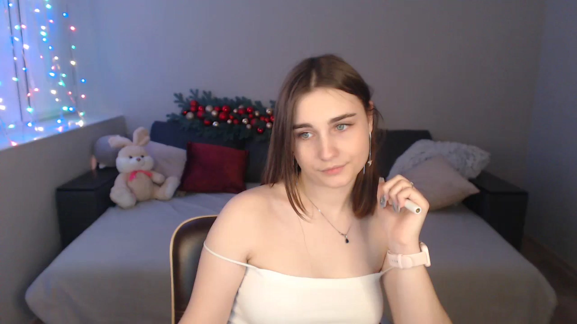 Gallery image thumbnail from LaneyGrey's myfreecams stream on, 12/15/2023, 14:48 image 11 of 20