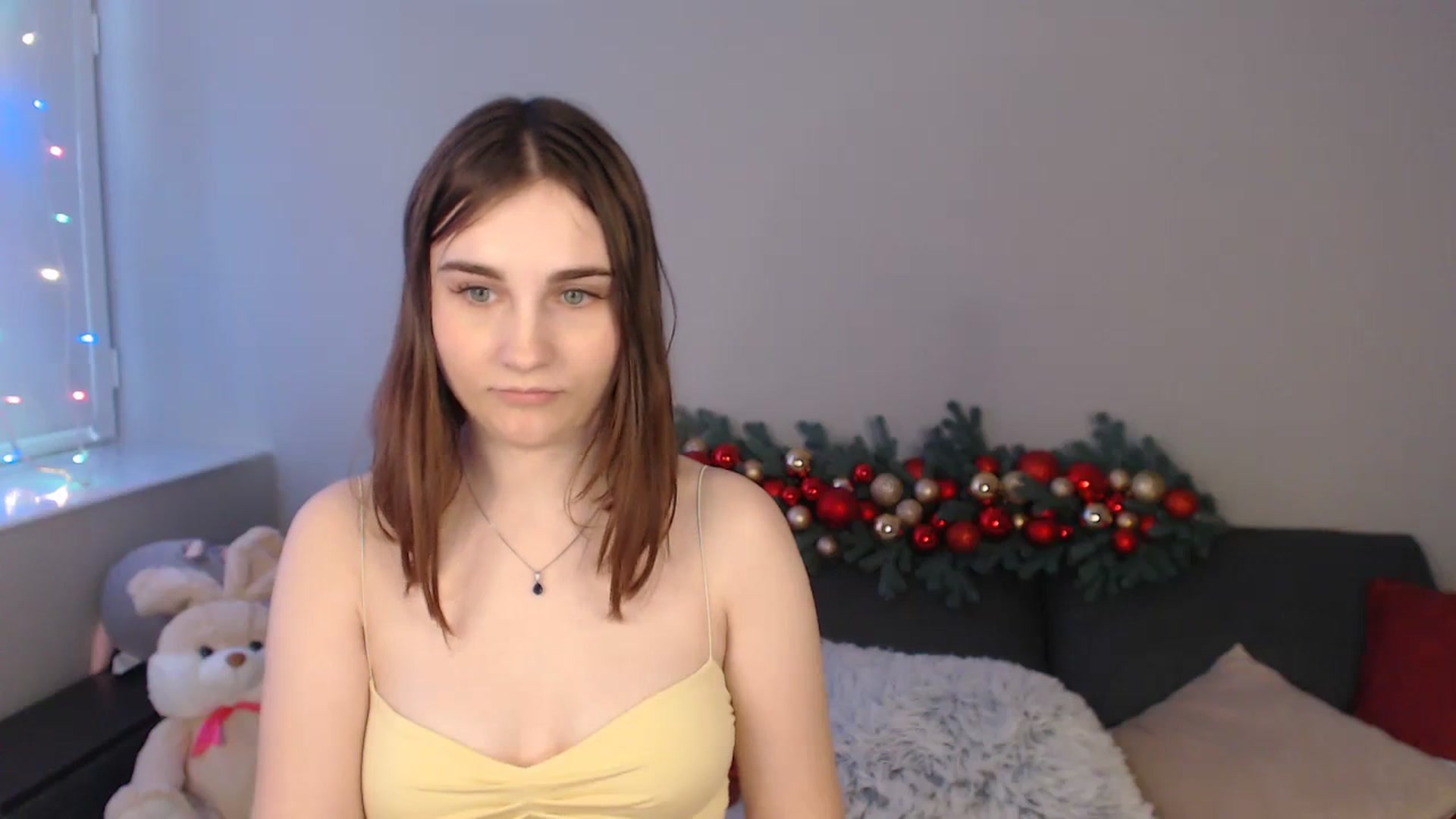 Gallery image thumbnail from LaneyGrey's myfreecams stream on, 12/18/2023, 12:37 image 9 of 20