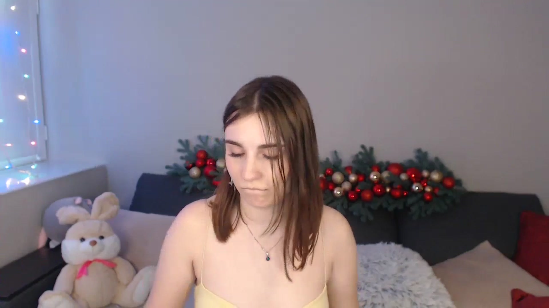 Gallery image thumbnail from LaneyGrey's myfreecams stream on, 12/18/2023, 13:12 image 5 of 20