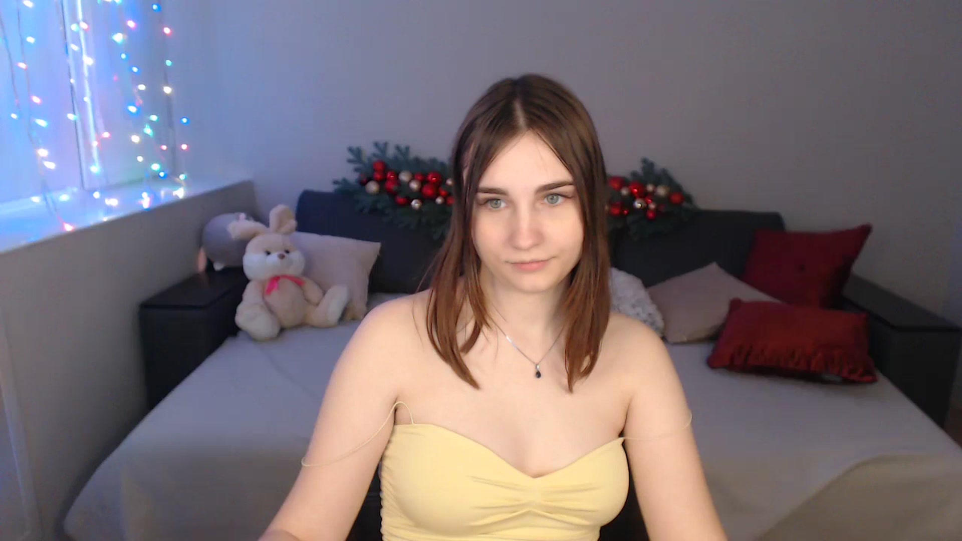 Gallery image thumbnail from LaneyGrey's myfreecams stream on, 12/18/2023, 13:55 image 4 of 20