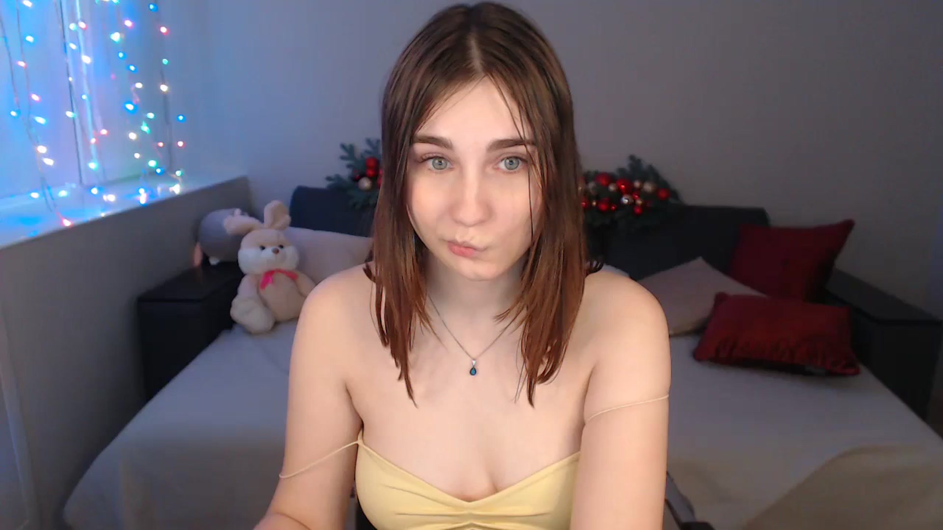 Gallery image thumbnail from LaneyGrey's myfreecams stream on, 12/18/2023, 13:55 image 12 of 20